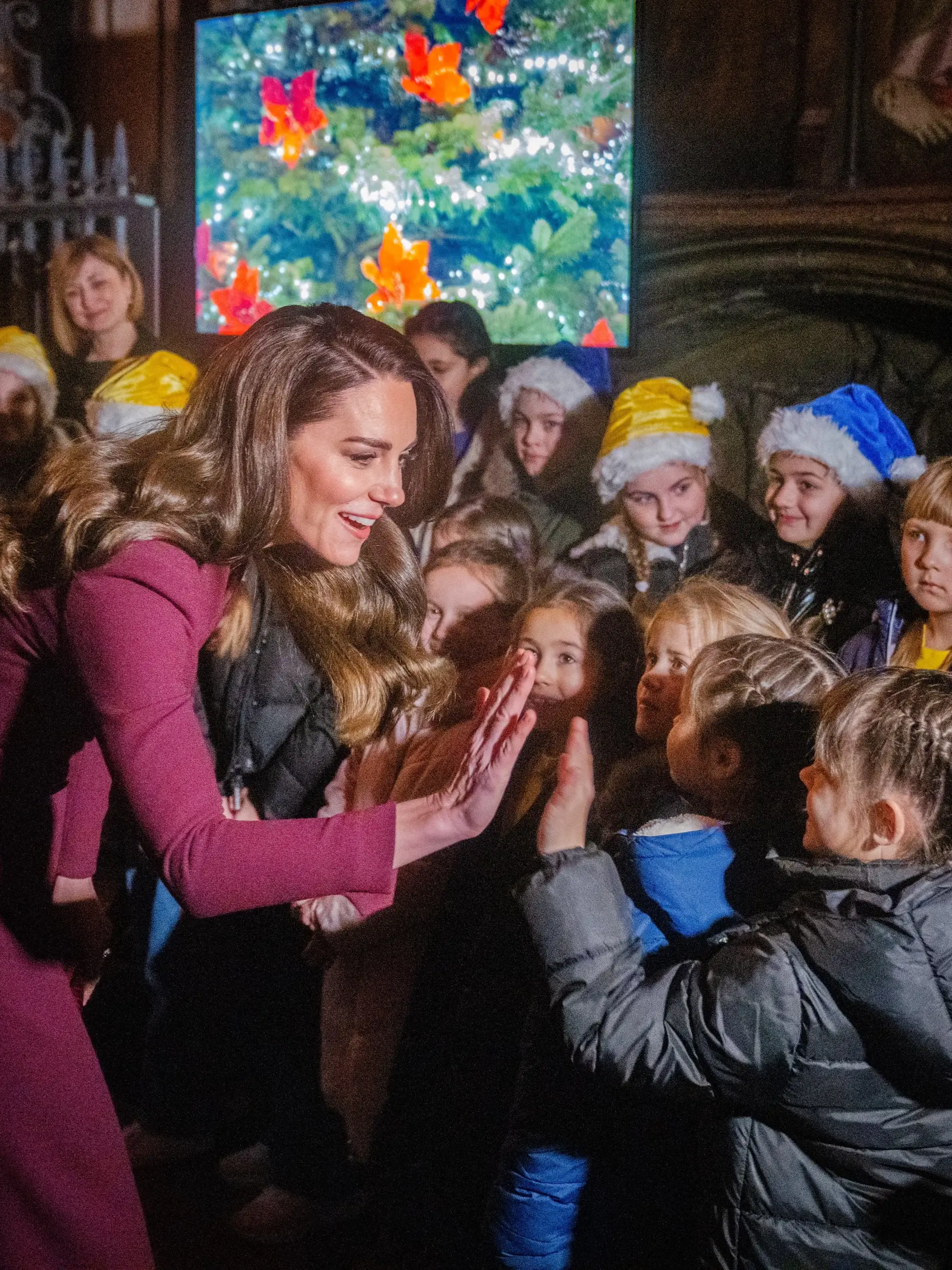KATE si svedomite plní svoje povinnosti, známe sú hlavne jej projekty s deťmi.