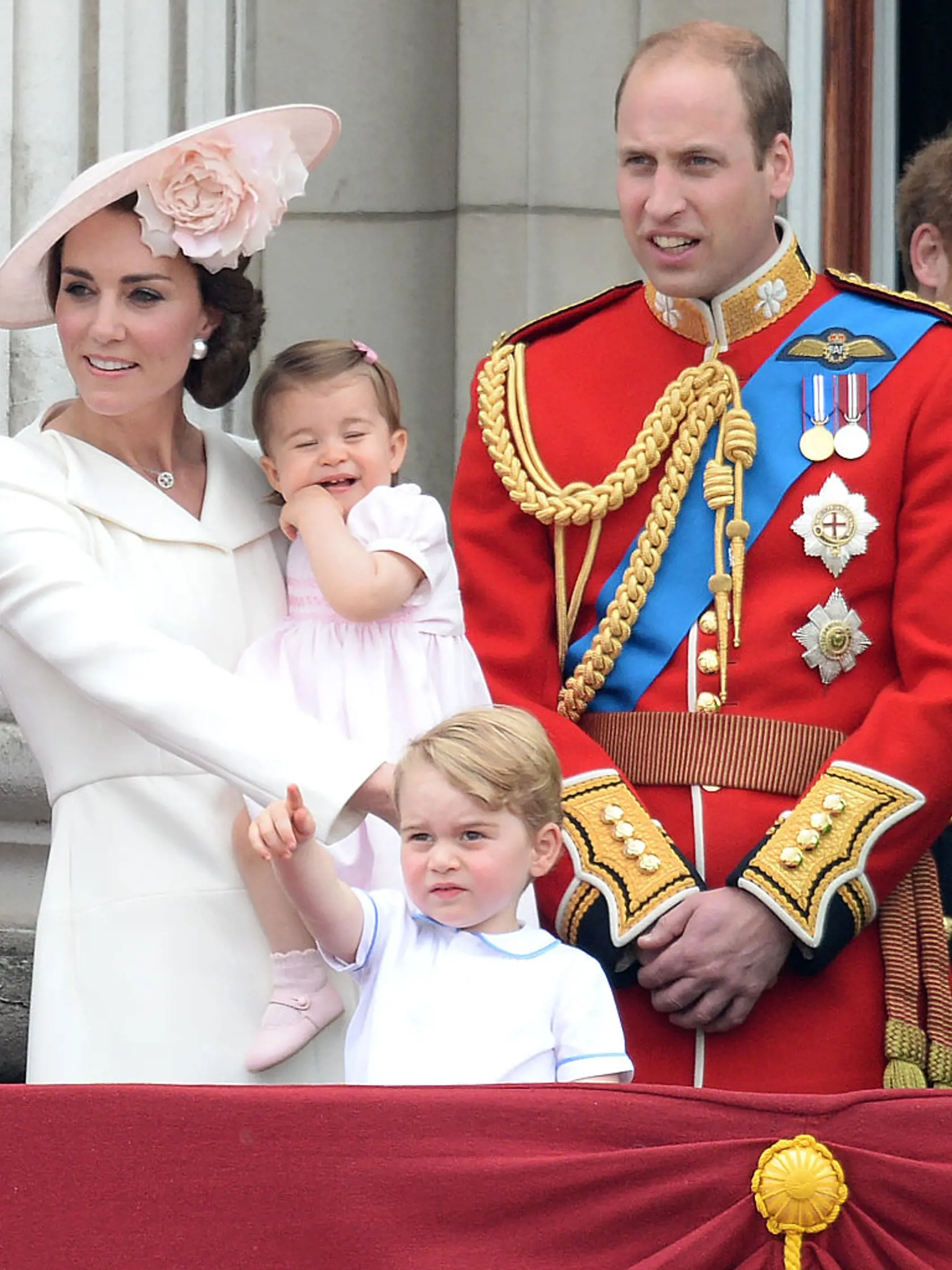 Rovnaké šaty si obliekla aj na Trooping The Colour v roku 2016.