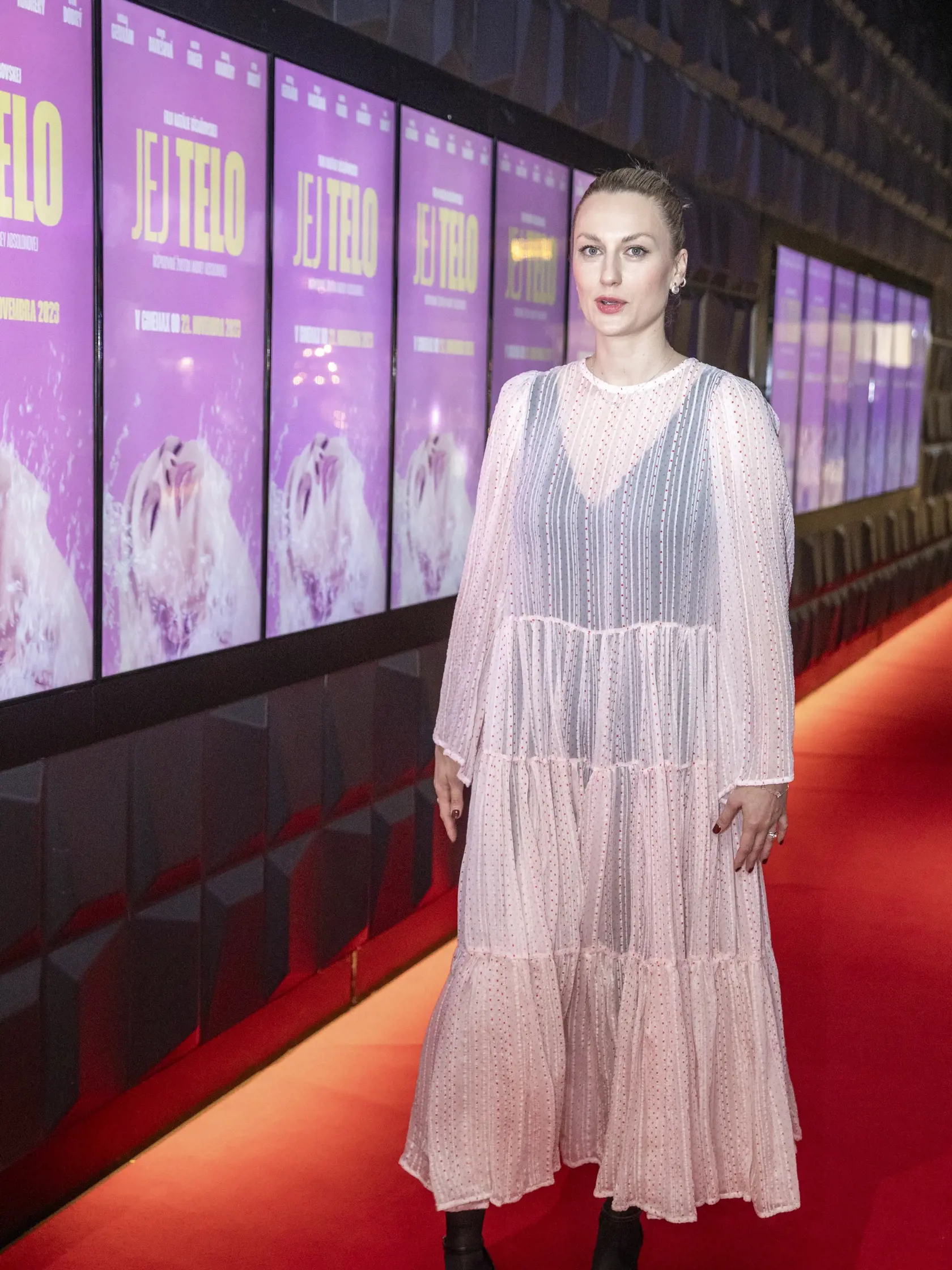 Herečka Natália Germáni na premiére filmu Jej telo.