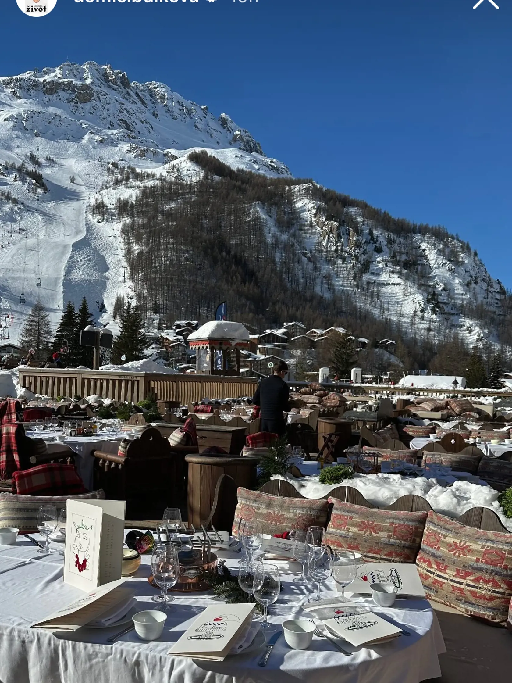 Dominika si to spoločne s manželom si to namierili do jedného z najvychytenejších stredísk v Európe do Val-d’Isère.