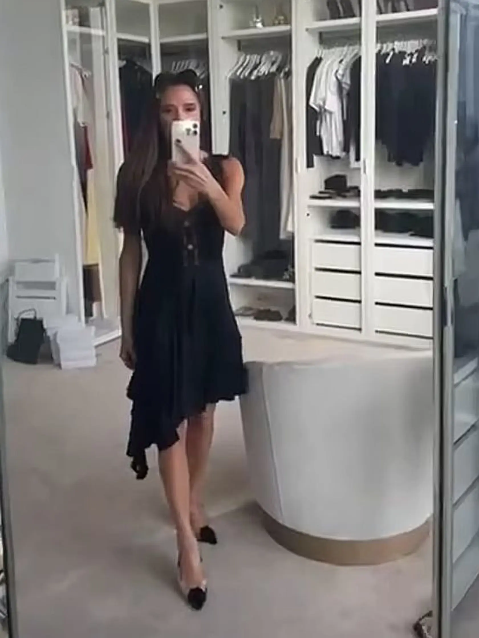 Victoria Beckham ukázala, ako to vyzerá v jej 24-miliónovom penthouse v Miami.
