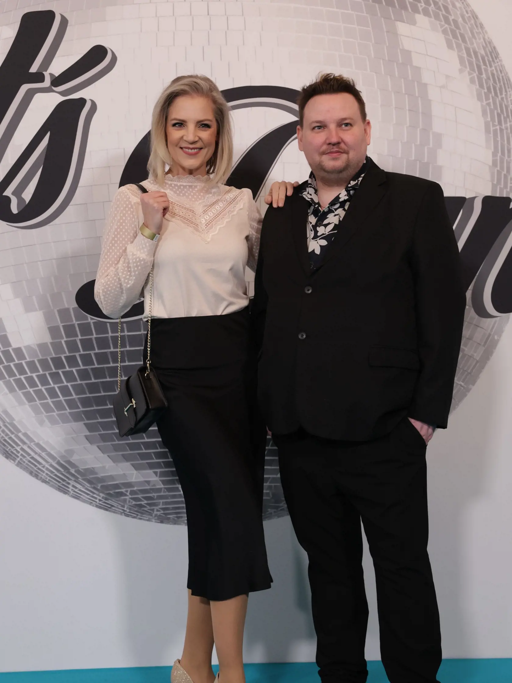 Prvé kolo desiatej série Let´s Dance. Barbora Chlebcová a profesionálny kaderník Onderej Grňa. 