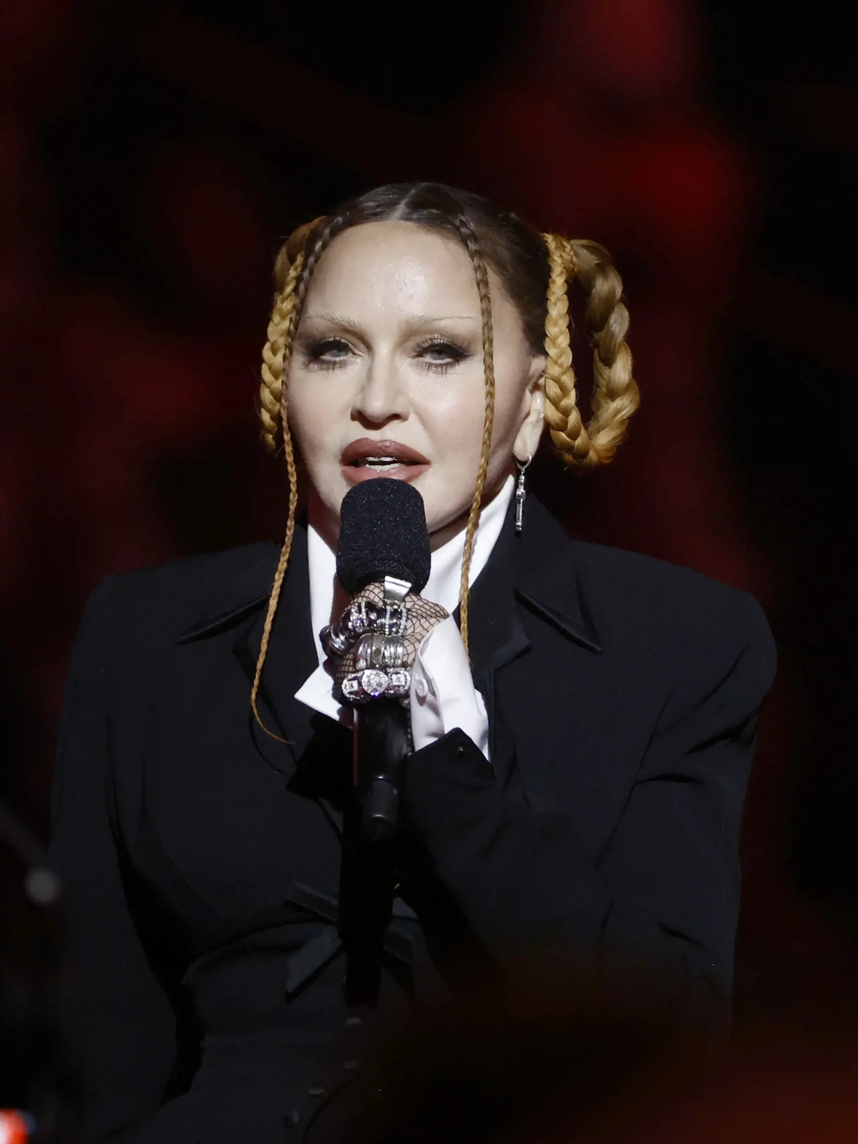 Madonna šokovala svojim vzhľadom!