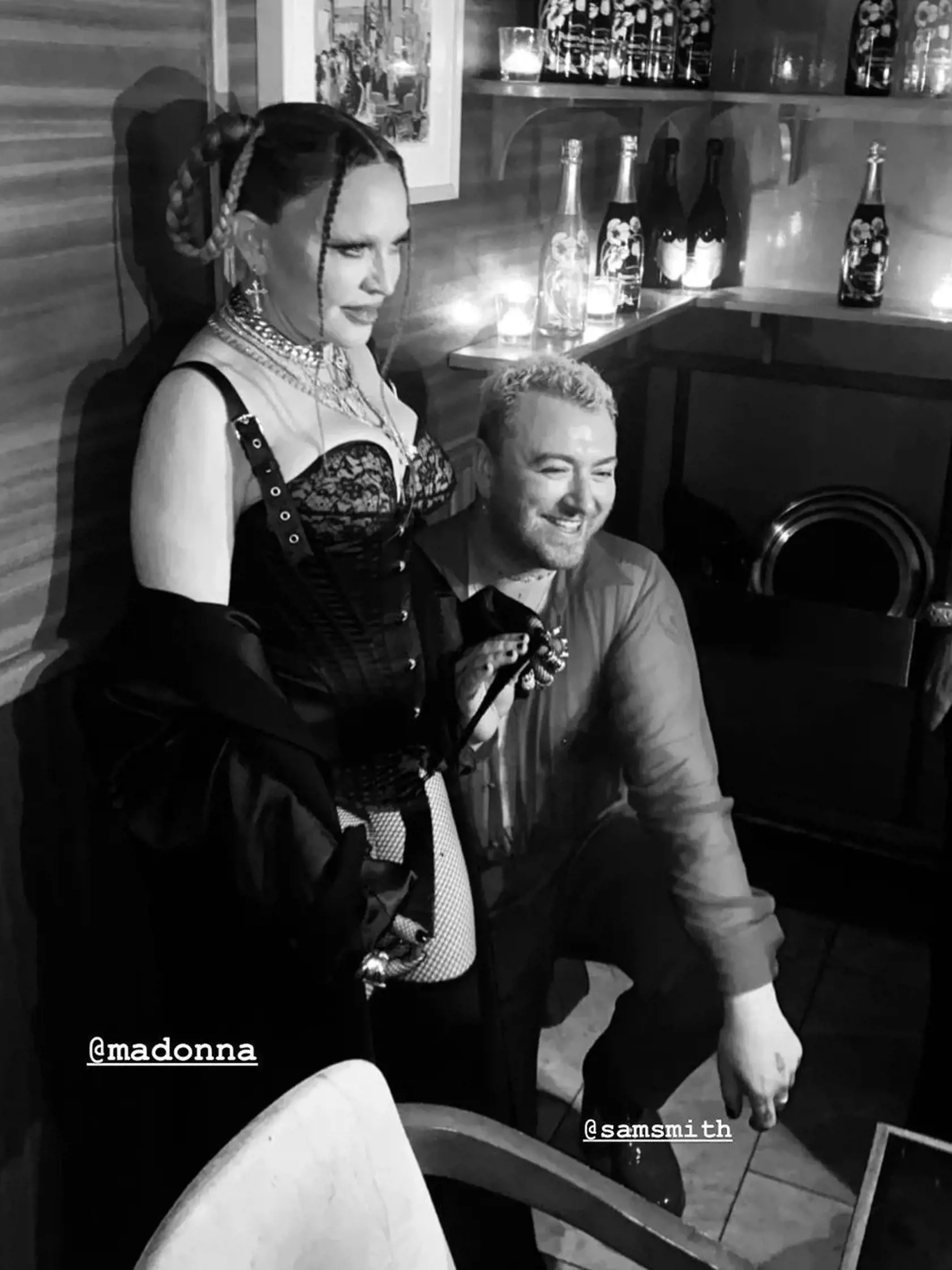 Madonna a spevák Sam Smith, ktorý získal cenu Grammy.