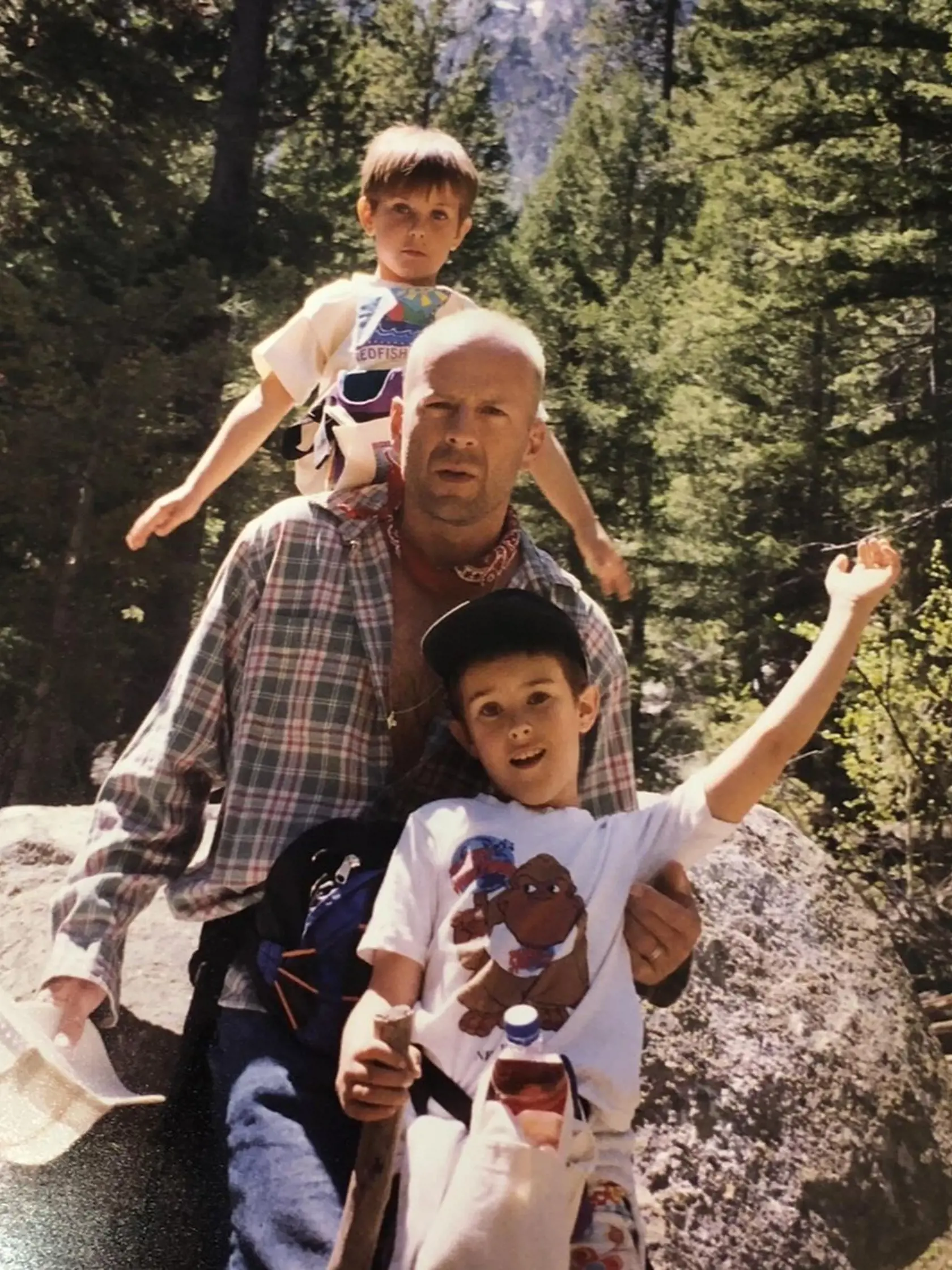 Bruce Willis s dcérami.