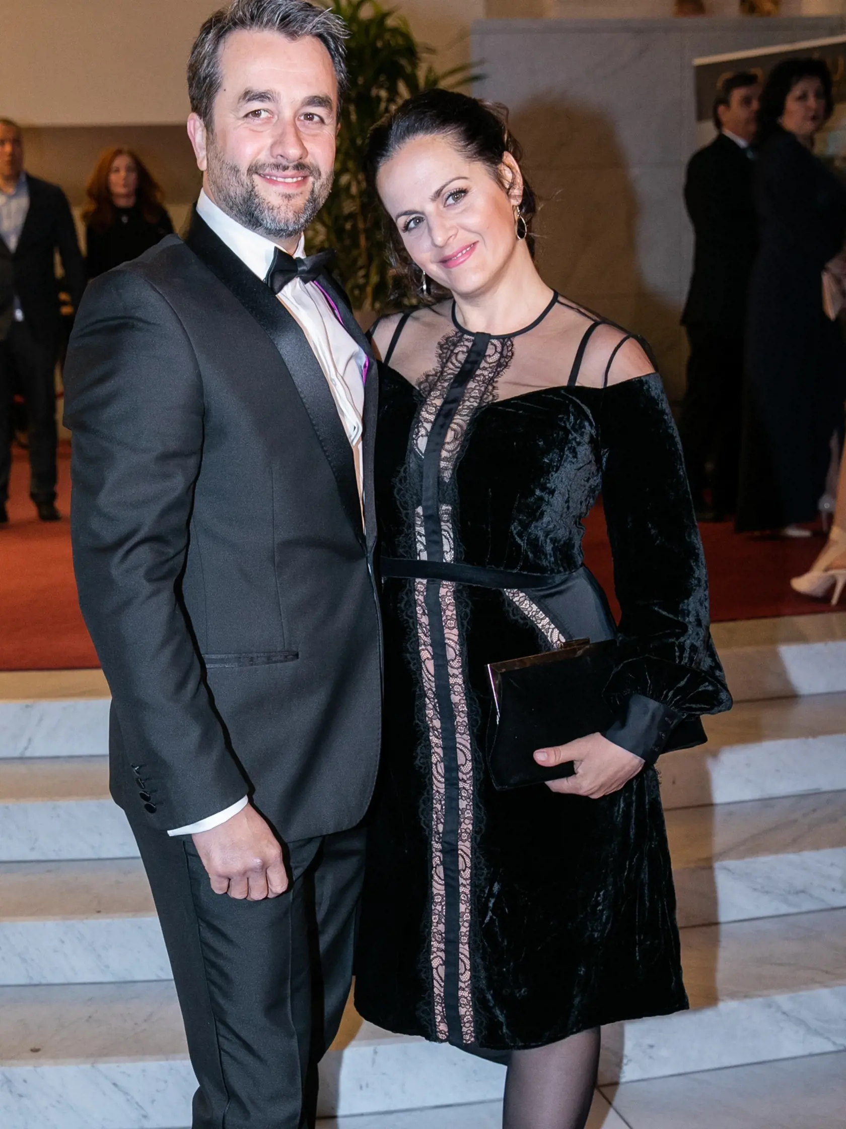 Príchody OTO 2019 na fotke Vlado Kobielsky s manželkou