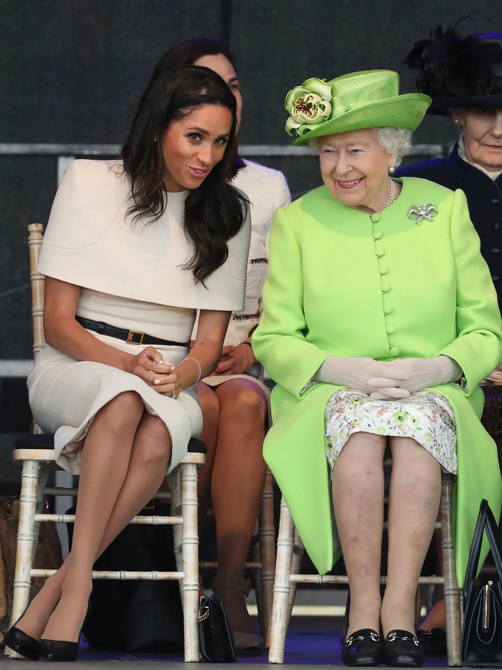 Mehgan Markle, kráľovná Alžbeta