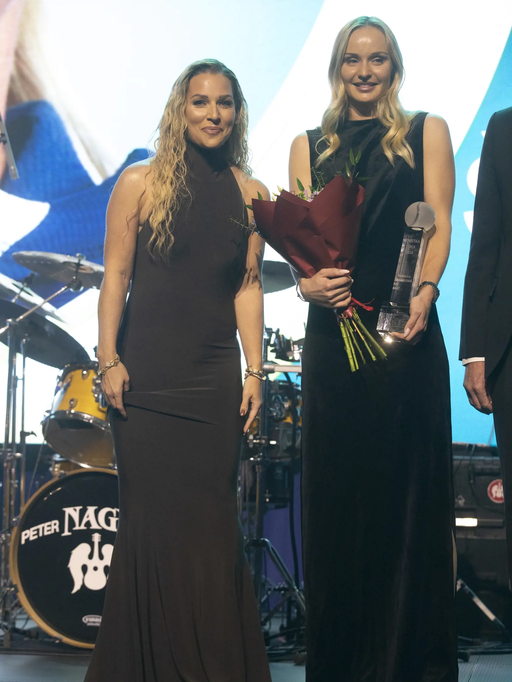 Na snímke je Dominika Cibulková a Rebecca Šrámková na slávnostnom galavečre  Tenista roka 2024 v NTC v Bratislave.
