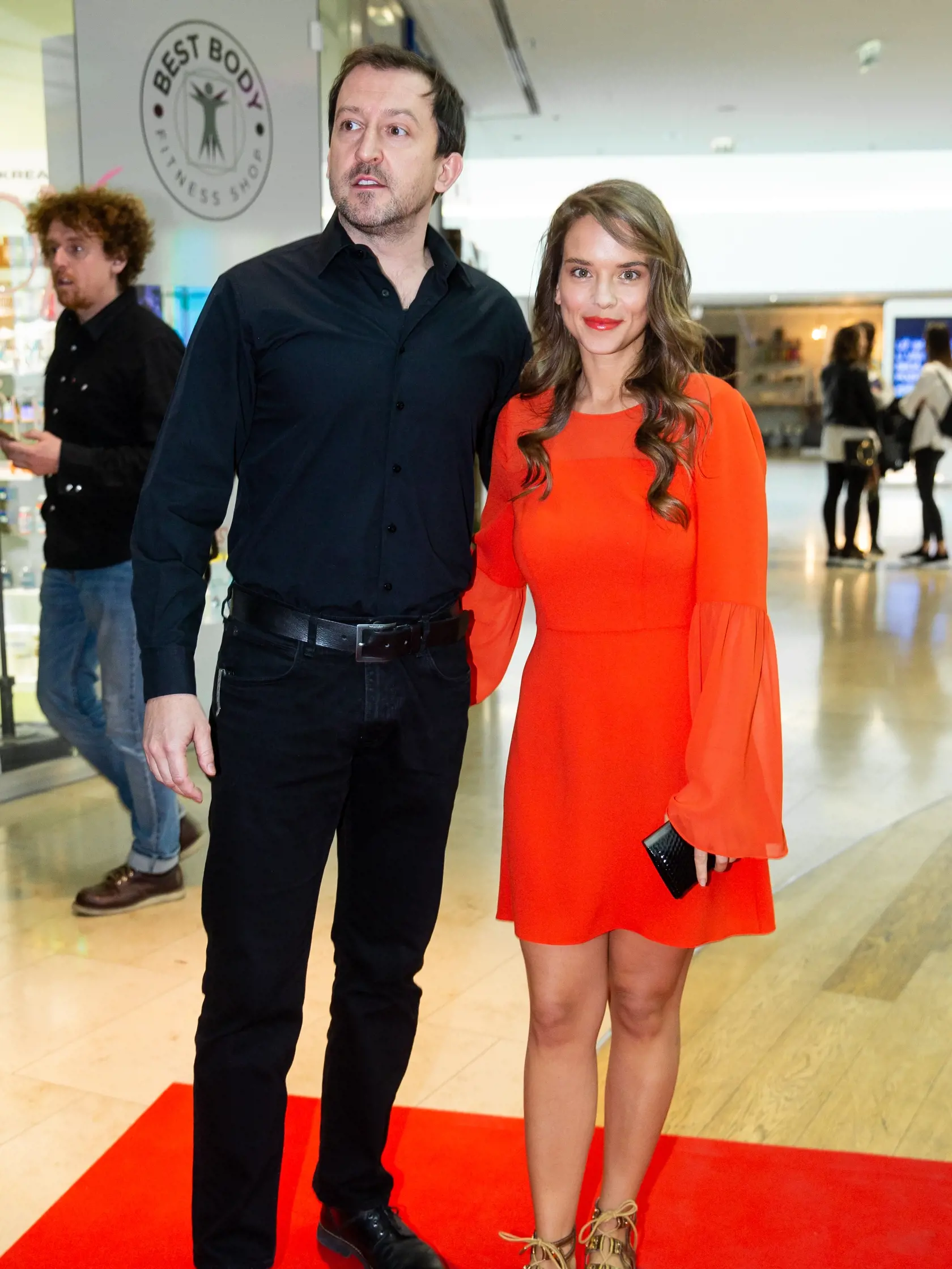 Premiéra českej komédie "Teroristka" v jednom s bratislavských kinosál. Na snímke Martin Hofmann a Kristína Svarinská.