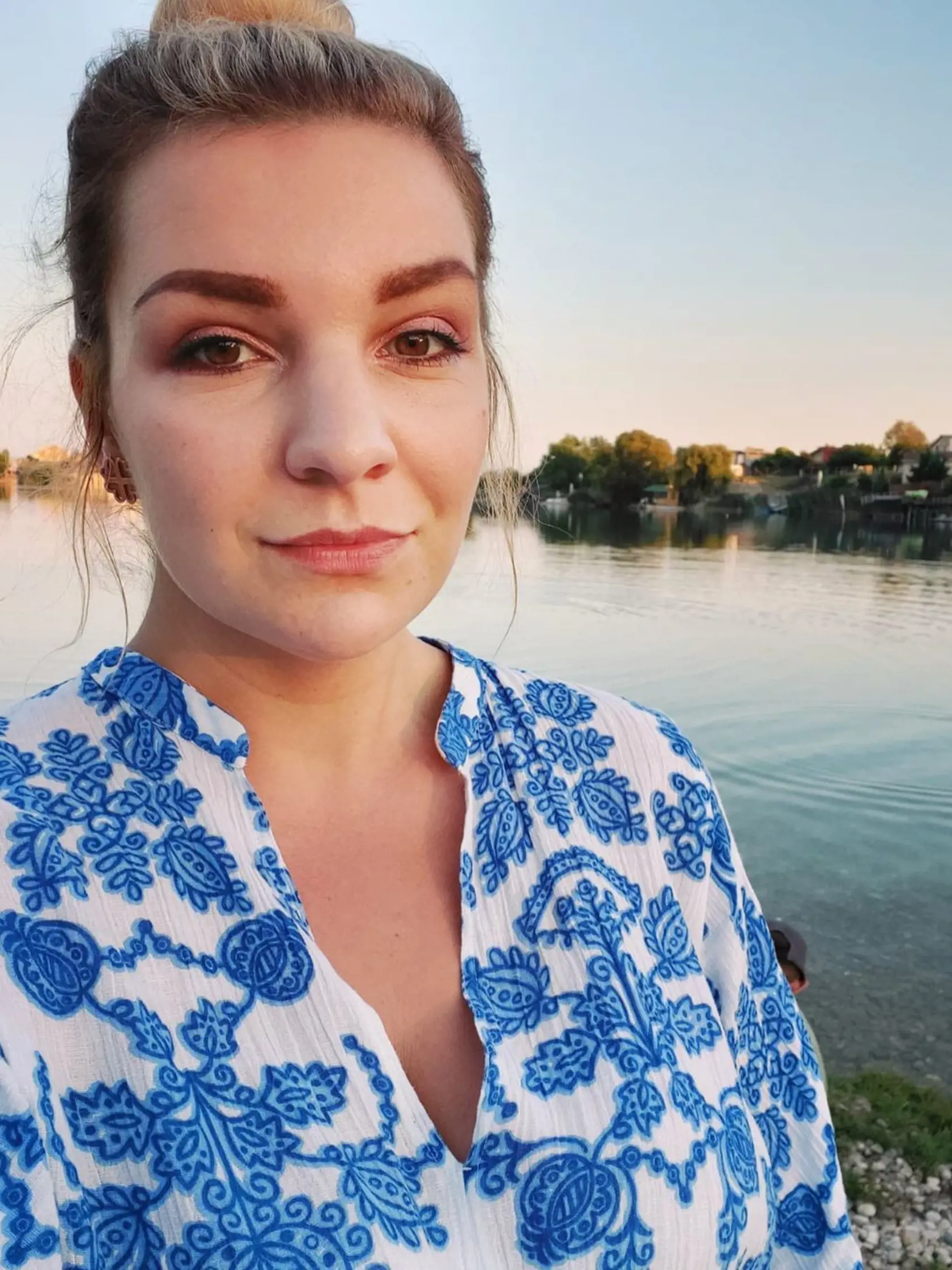 Simona Salátová: Mučivé myšlienky o tom, že už nie som vtipná, sú mojou predspánkovou rutinou. Snažím sa s tým bojovať a púšťať sa do nových tém a výziev.