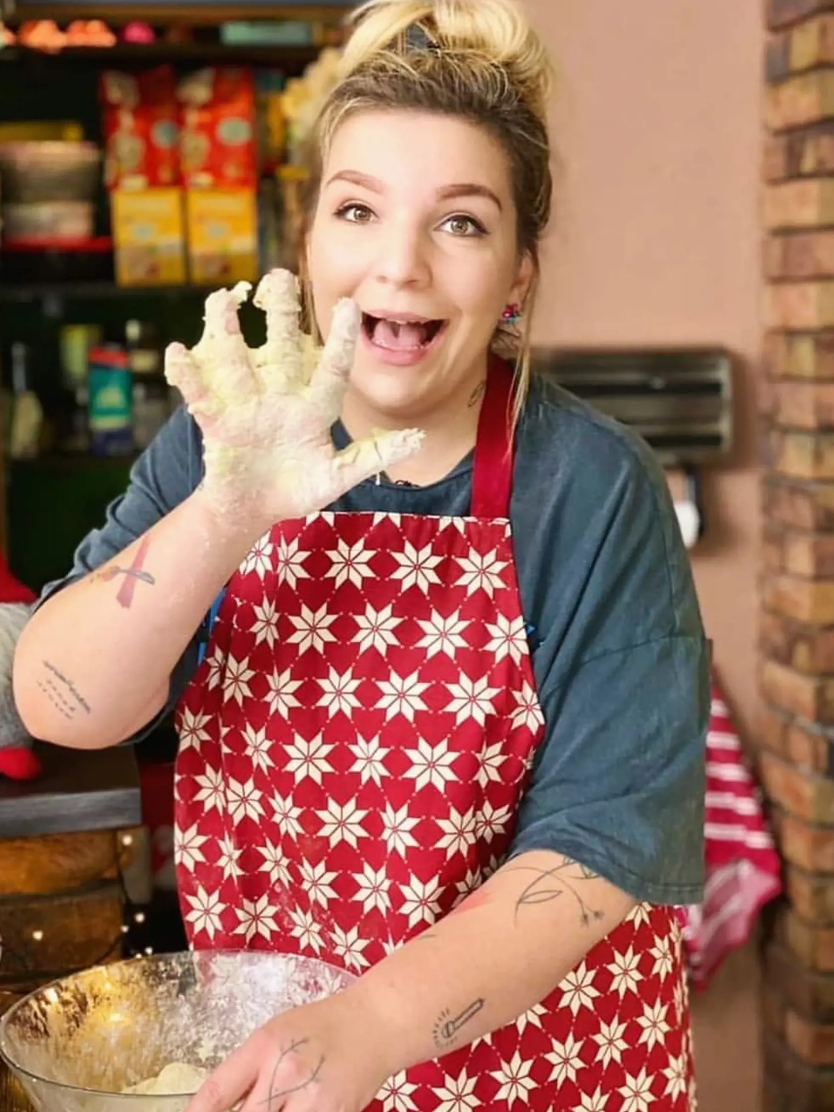 Simona Salátová nestráca svoj povestný humor ani v kuchyni.