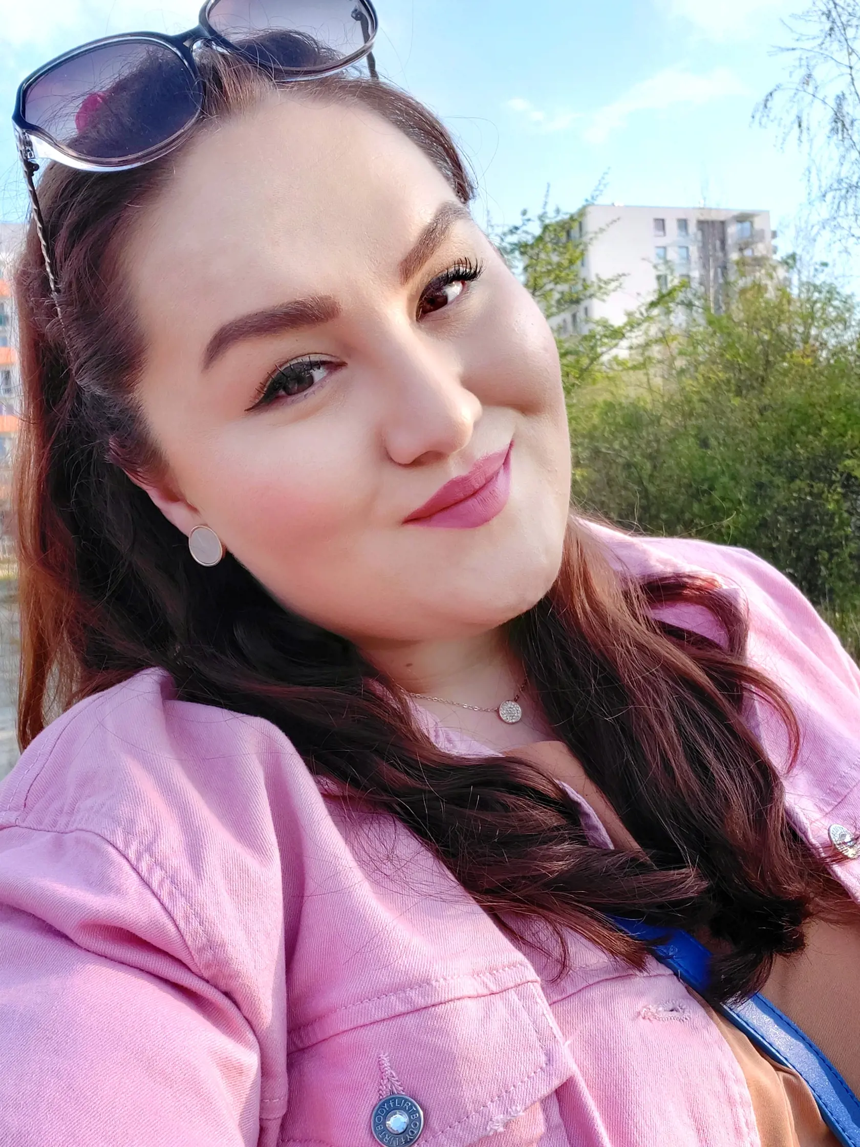 Módna blogerka Dagmar Rejdíková je spokojná so svojou postavou