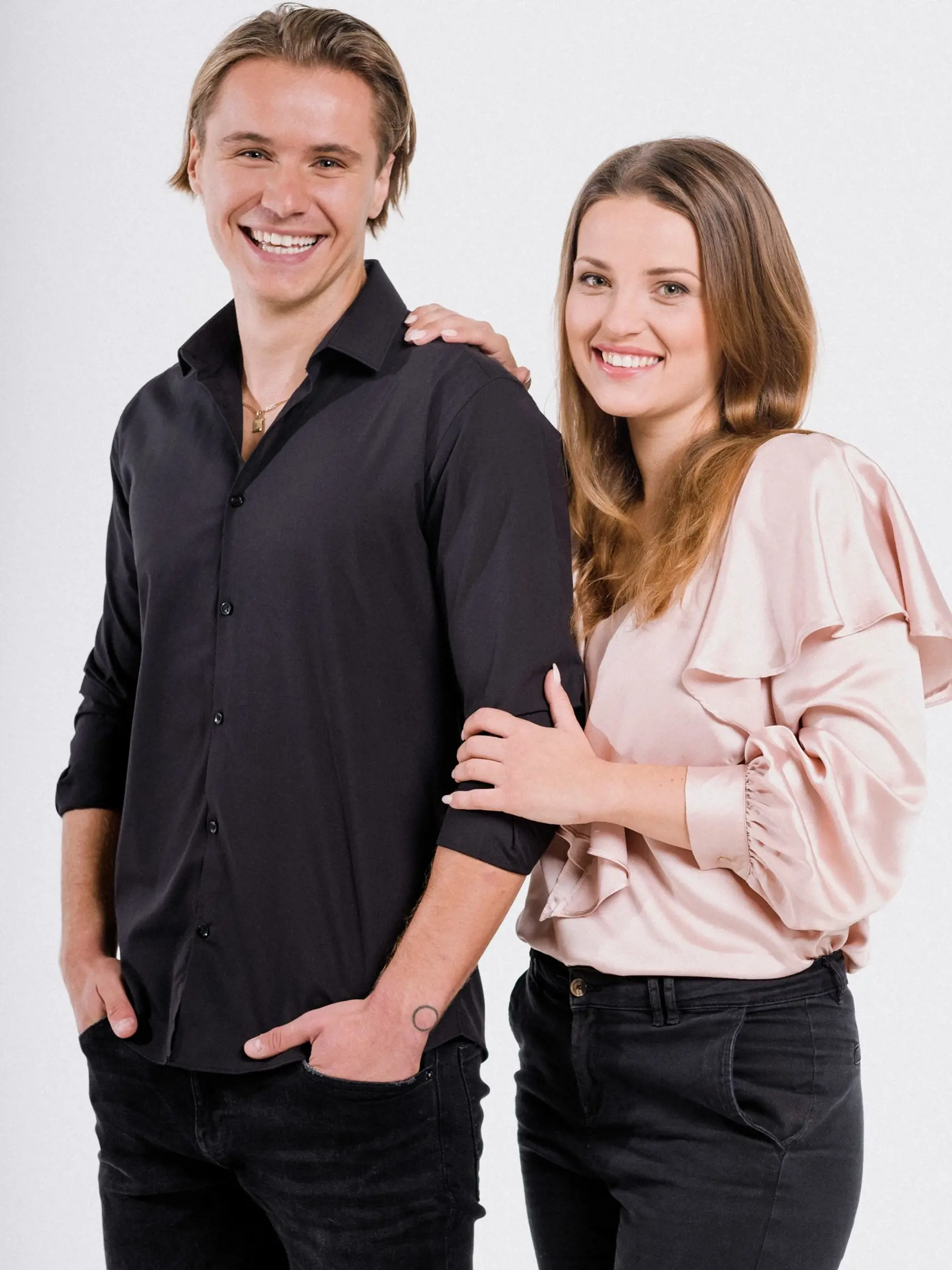 Róbert Sipos a Martina Zábranská zo seriálu Priznanie.
