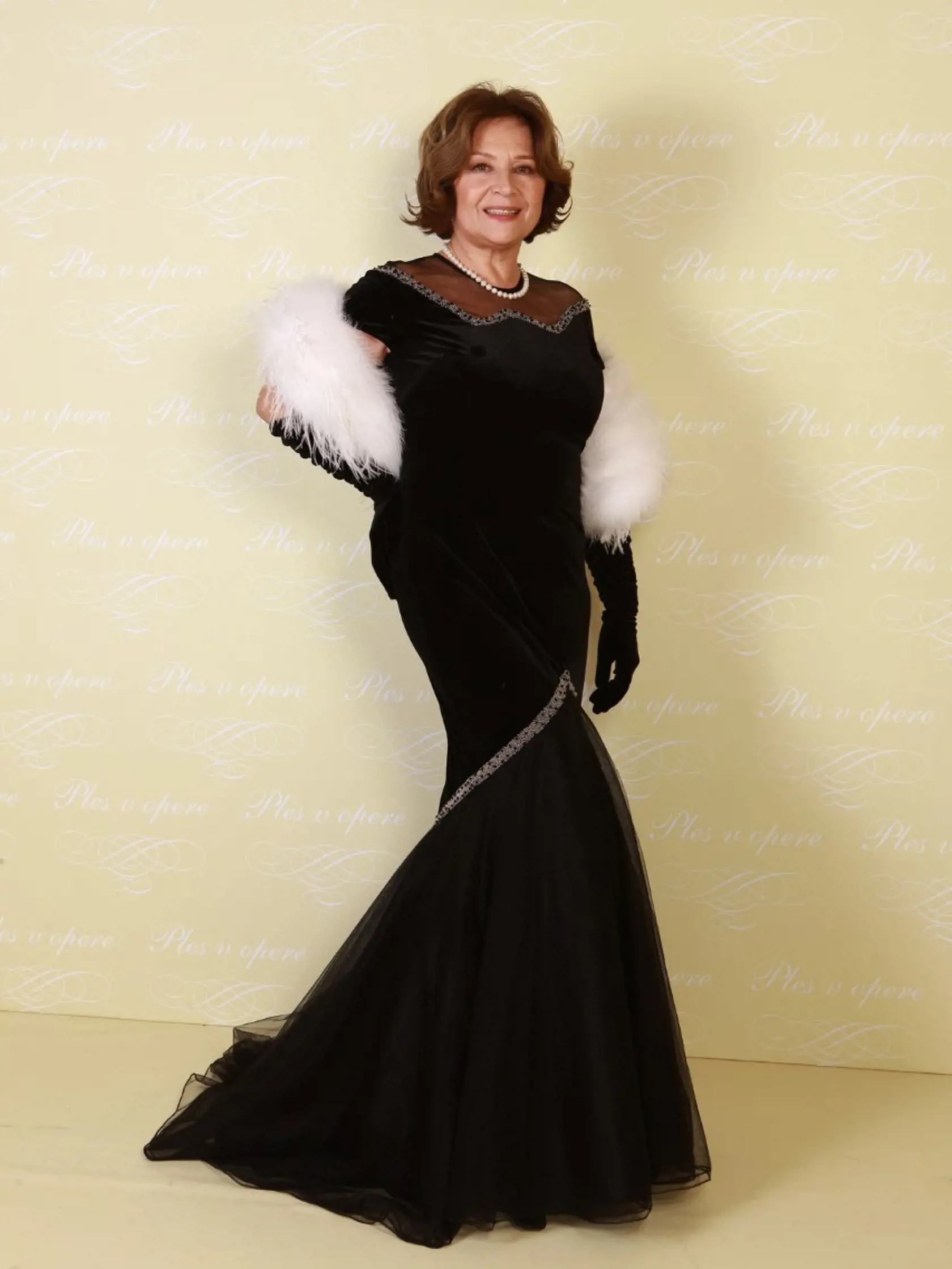 Emília Vášaryová