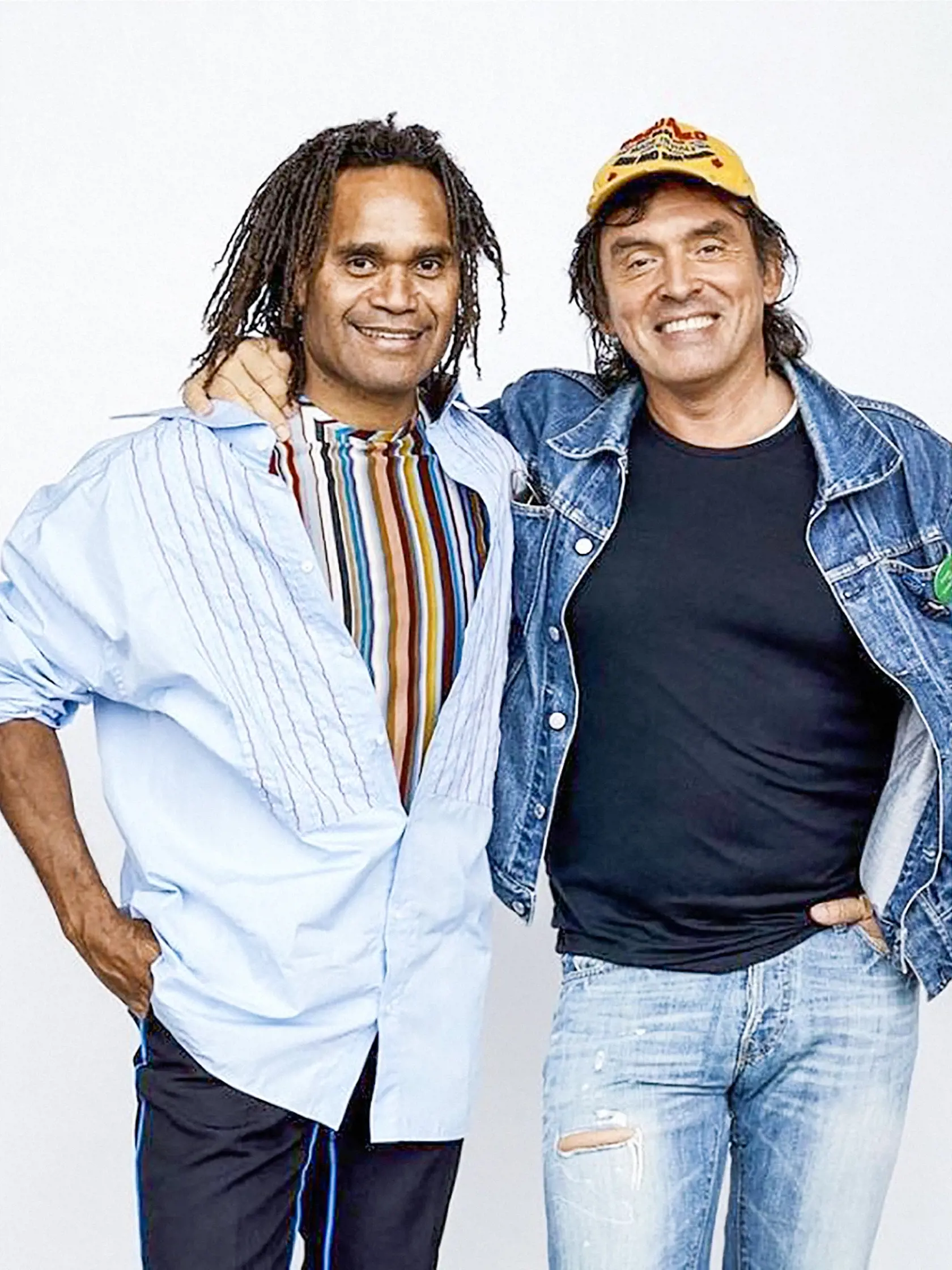 OSTALI PRIATEĽMI
So Sklenaříkovej exmanželom Christianom Karembeuom sú stále v kontakte. Dokonca ho Miro zastupuje.