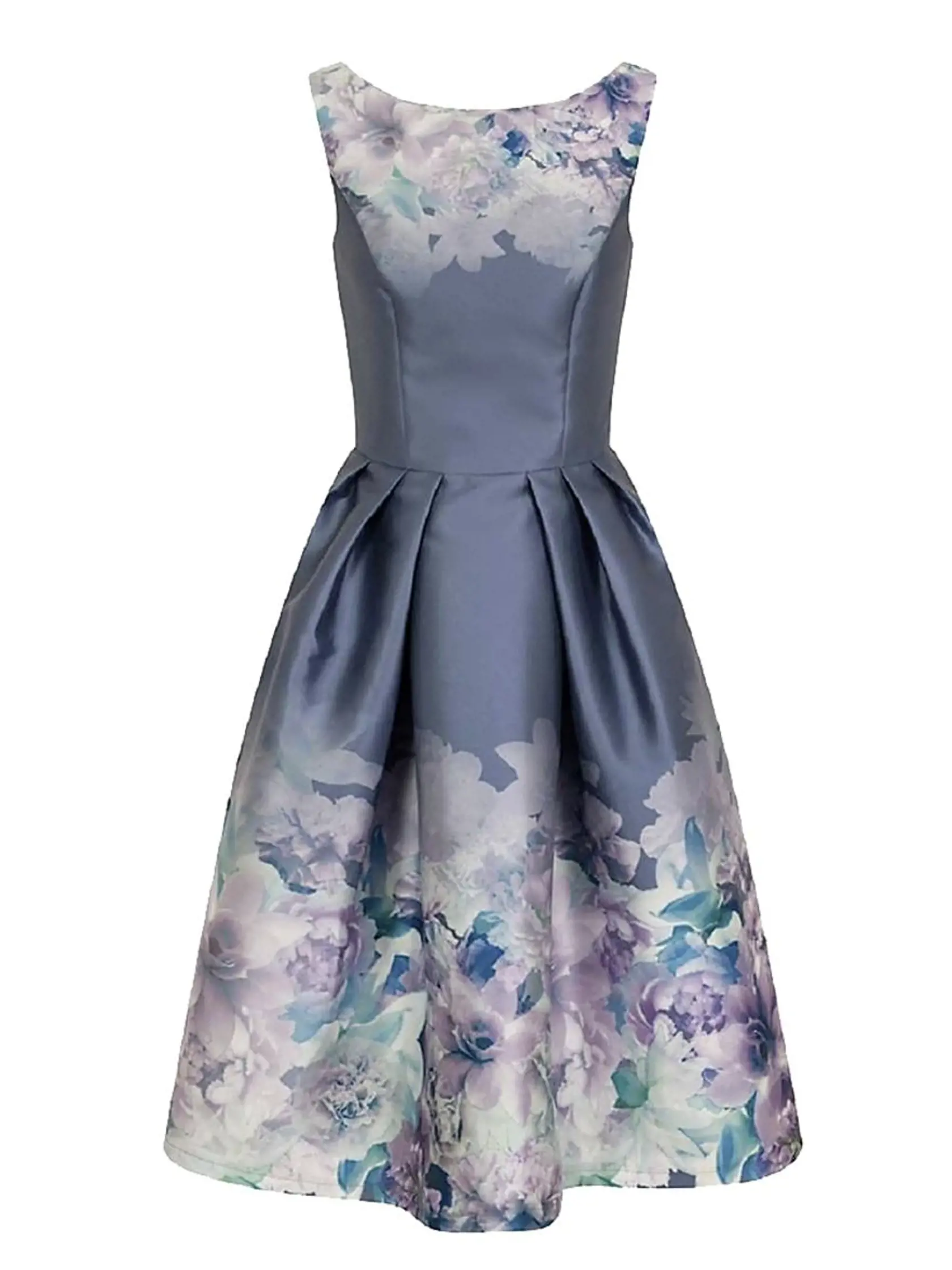 Šaty ako obláčik: Dorothy Perkins, 75 €