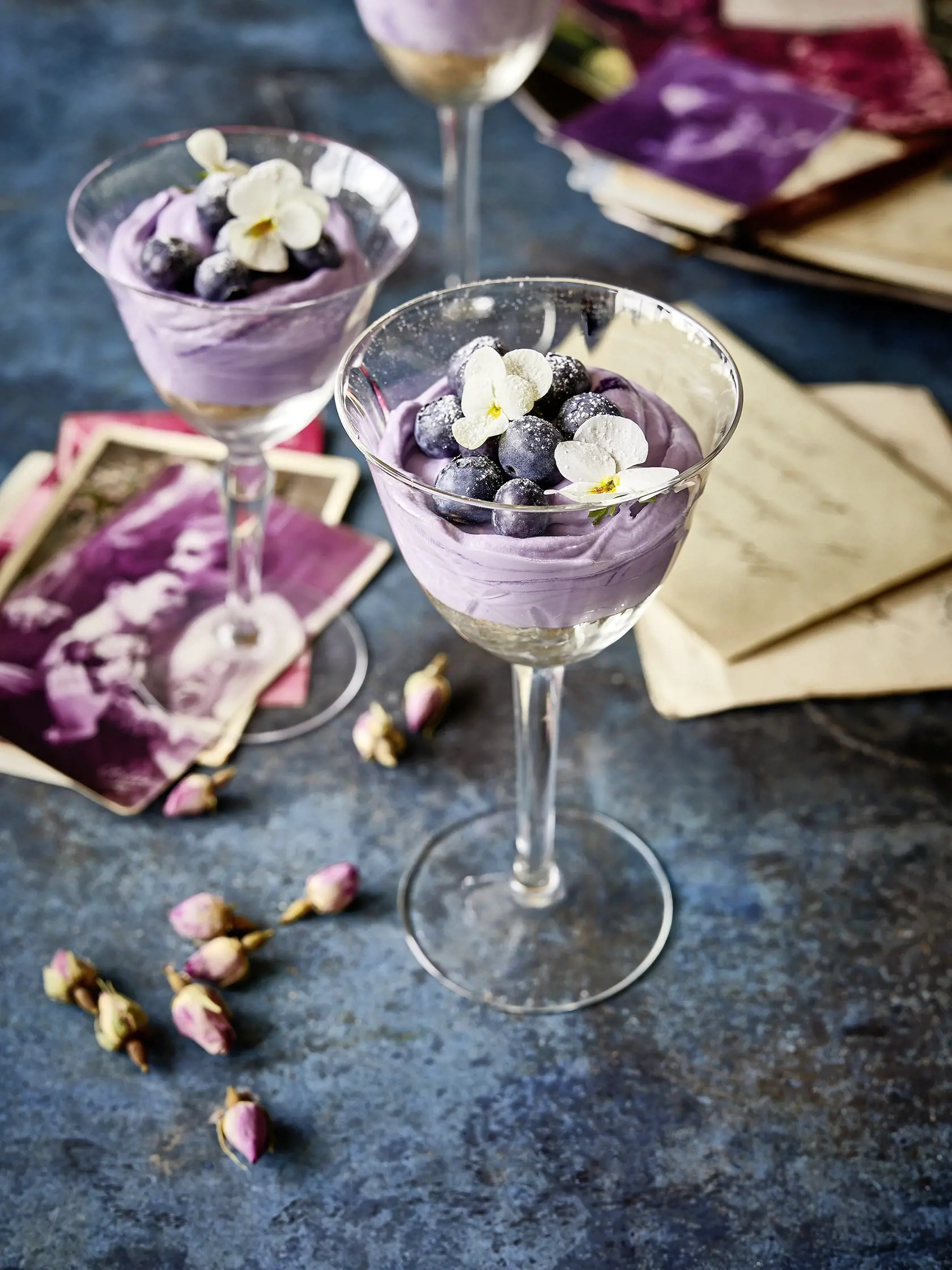Čučoriedkový cheesecake v pohárikoch