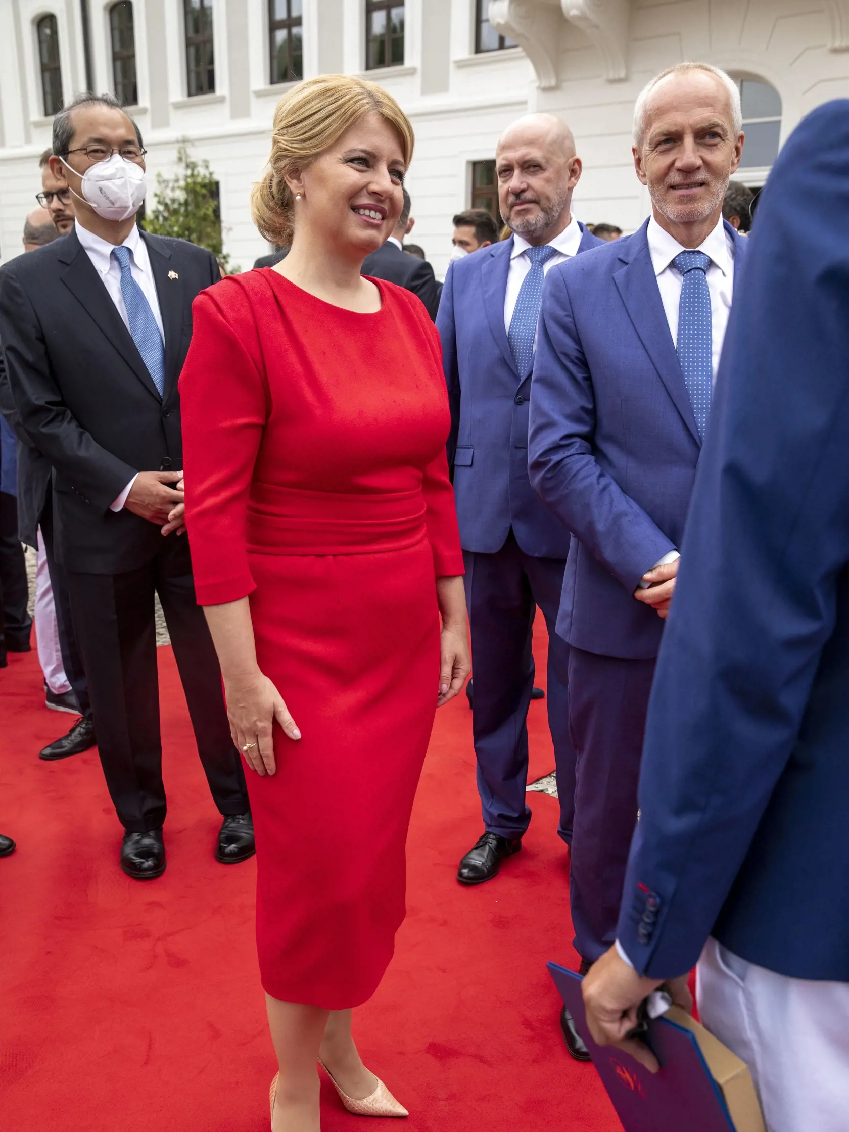 Slovenskí oympionici skladajú prisahu do rúk prezidentky Zuzany Čaputovej pred odletom do Tokia.