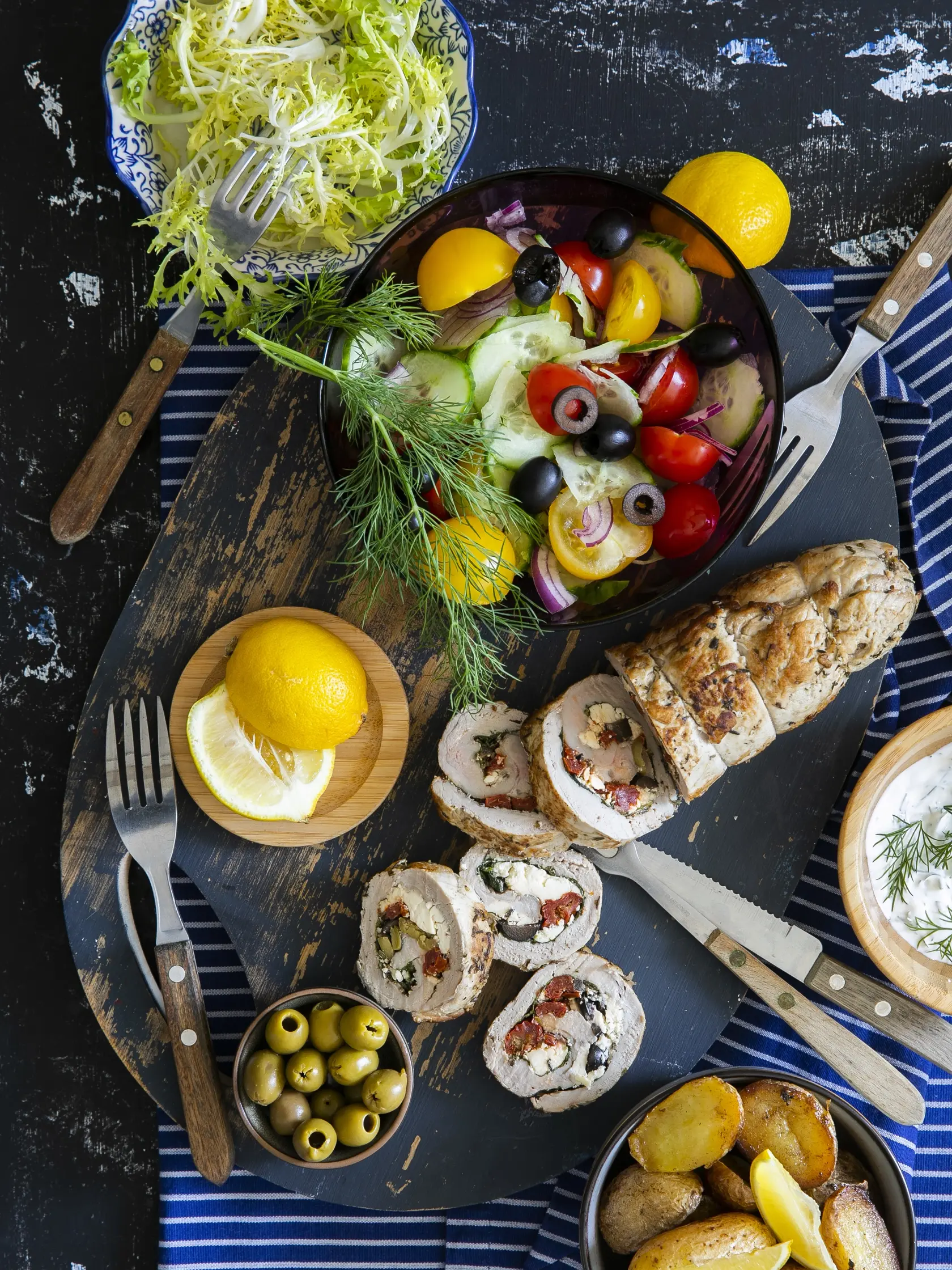 stredomorská plnená panenská sviečková so šalátom frisée