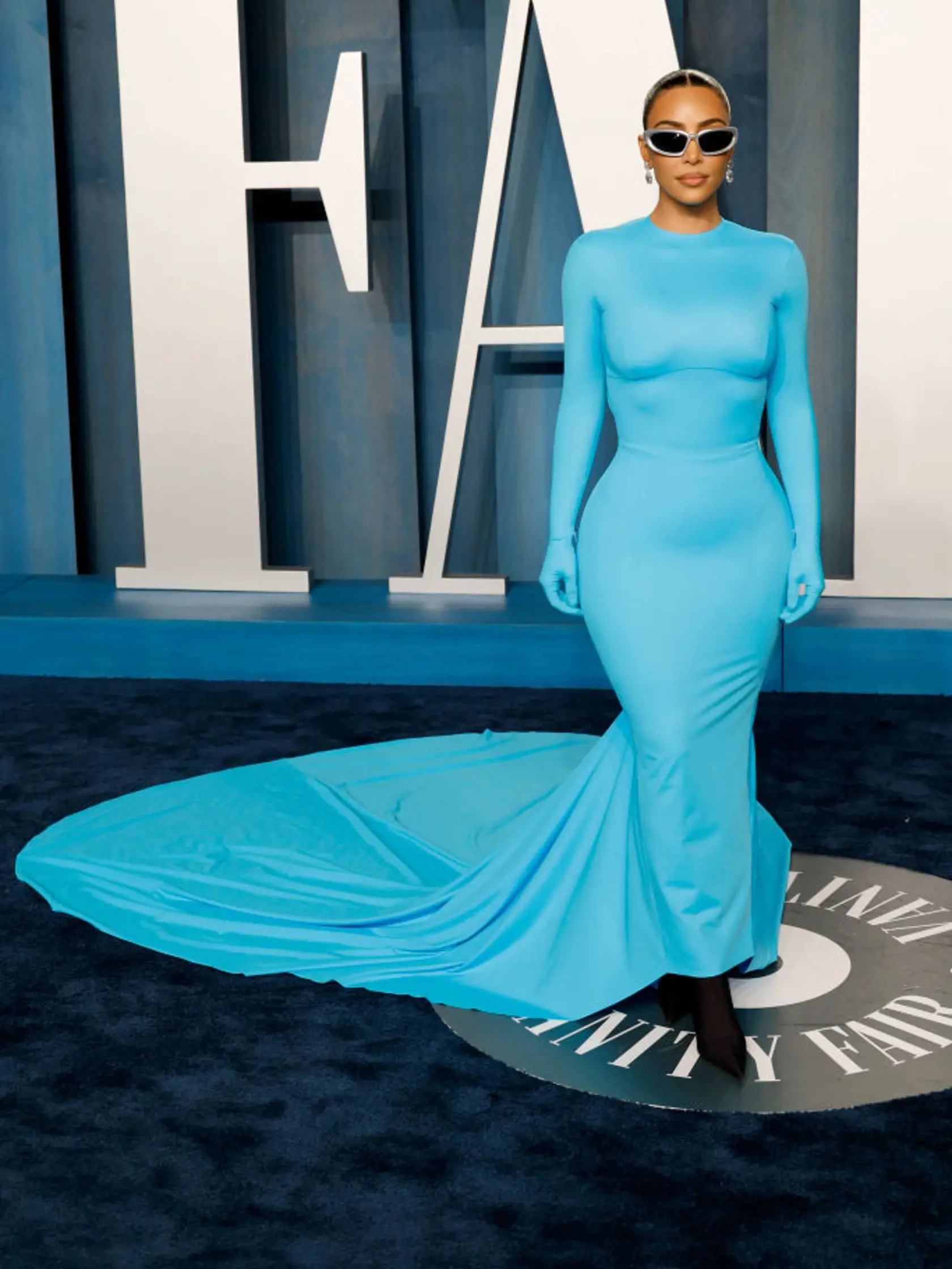 2022 Vanity Fair Oscar Party: Kim Kardashian