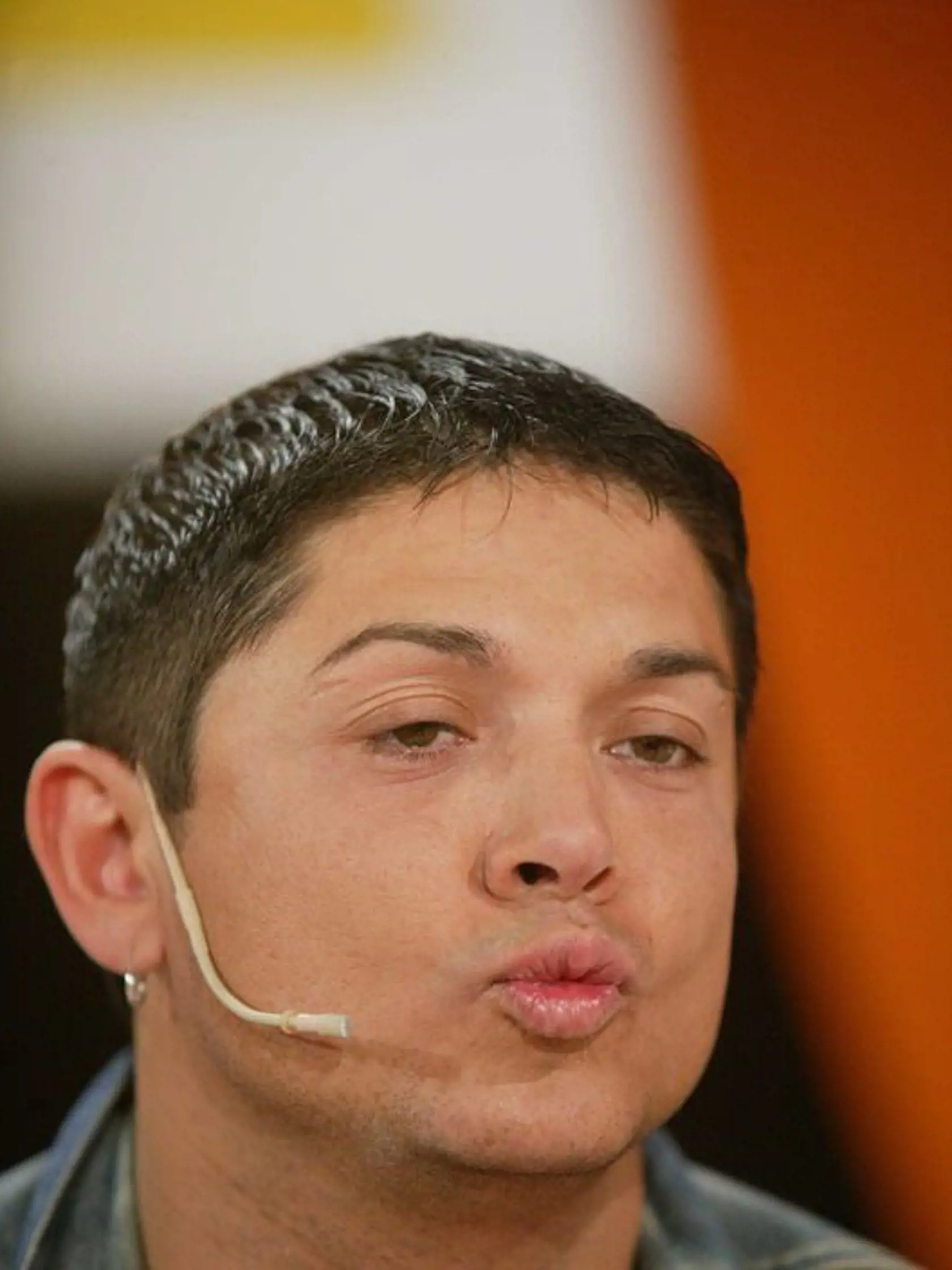 Takto vyzeral počas šou VyVolení v roku 2006.