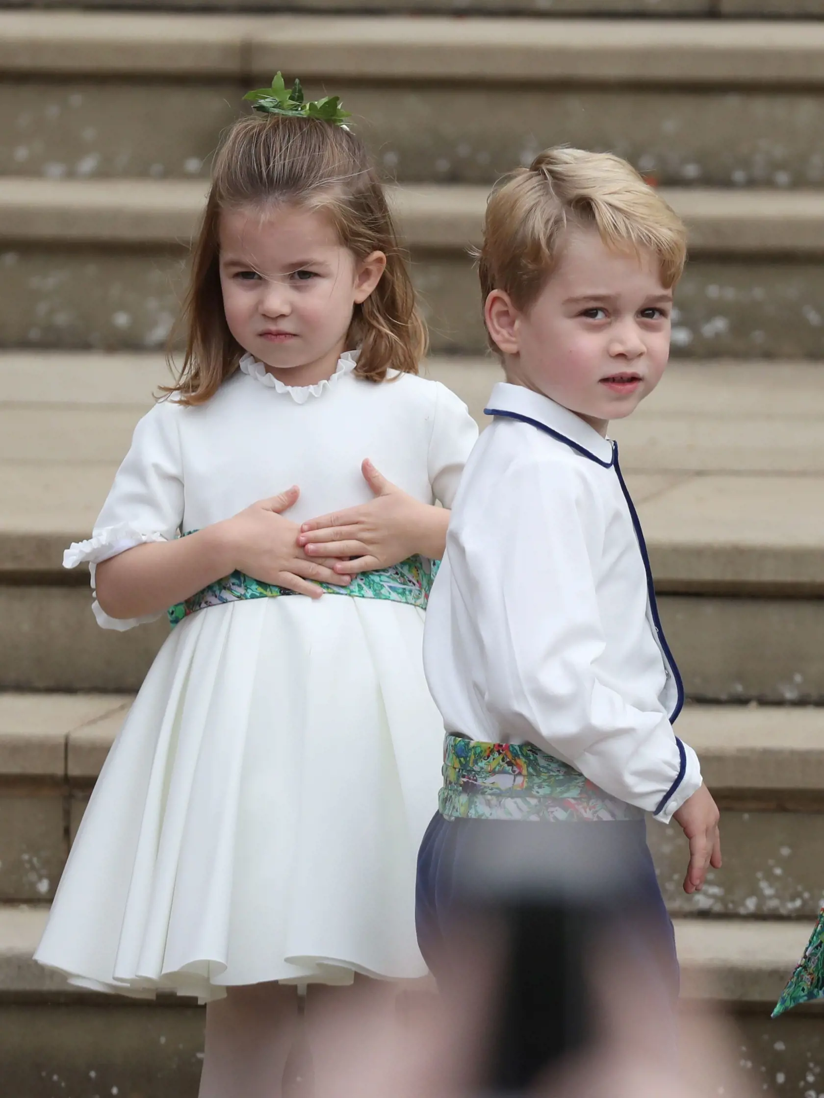Princezná Charlotte a princ Geirge na svadbe princeznej Eugenie.