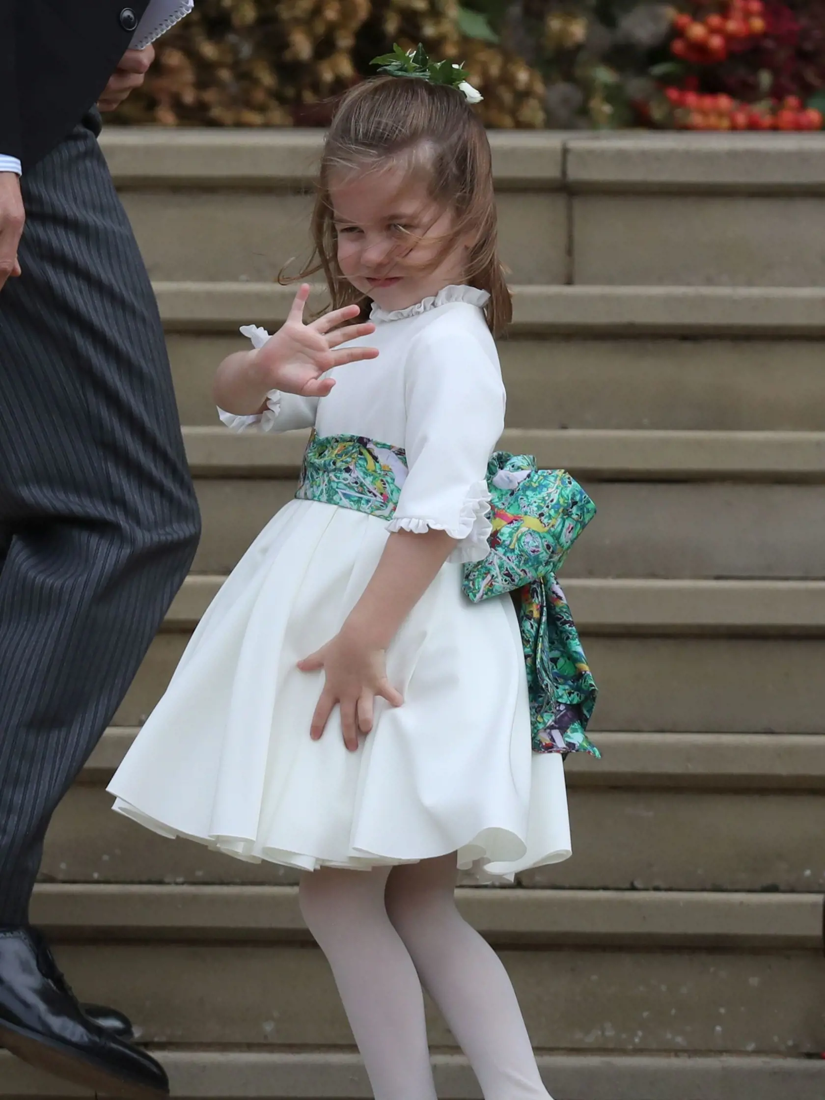Princezná Charlotte a princ Geirge na svadbe princeznej Eugenie.