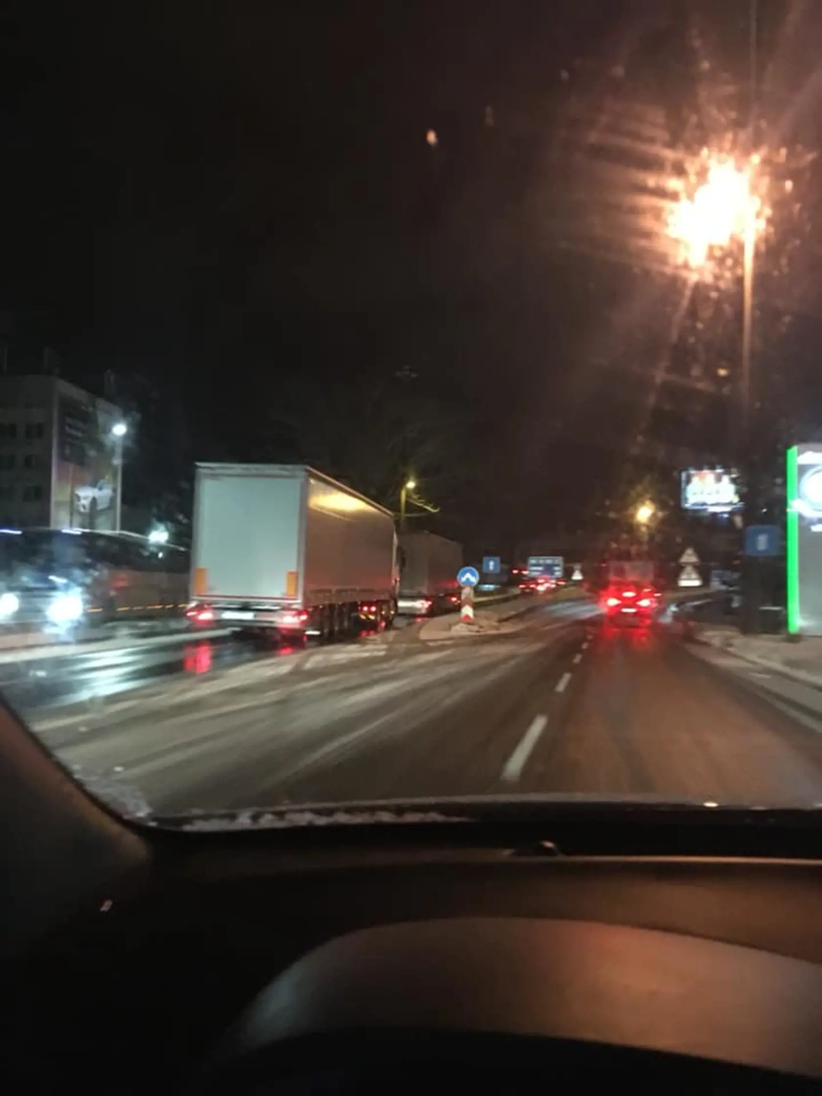 Žilina, ulica Kragujevská v smere na Ľavobrežnú.