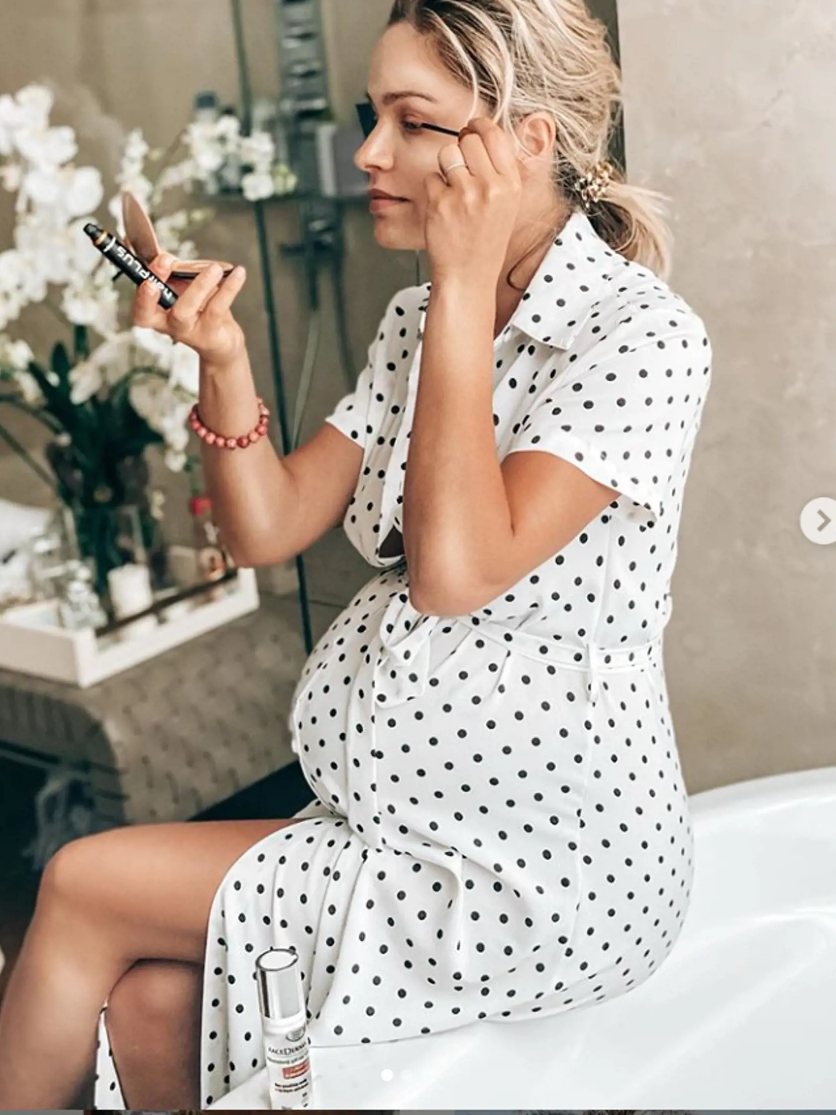 VAŇA S KAMIENKAMI Ivana Gáboríková má z kúpeľne hotové wellnes.