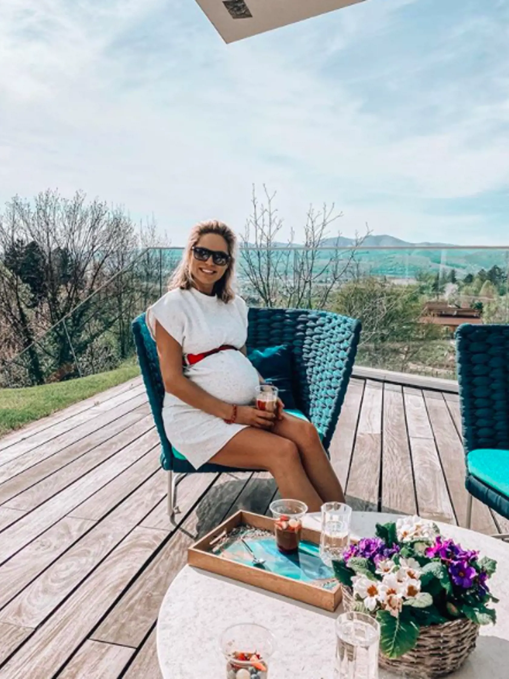 Ivana Gáboríková pravidelne dokazuje, že má rada zeleň a v ich trenčianskej vile sa pravidelne venuje záhradkárskym prácam.