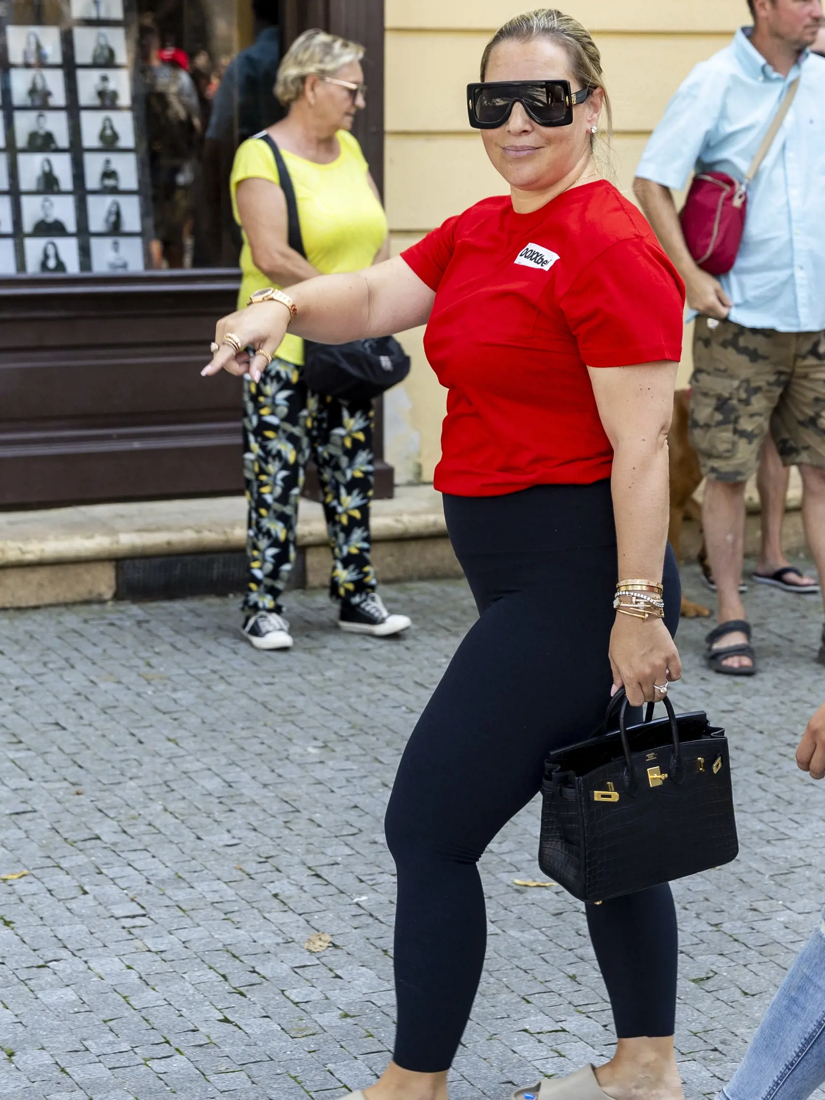 Dominika Cibulková prešla pochopiteľným procesom, keď po druhom pôrode sa jej držali nejaké tie kilá navyše. "Už to nebolo zdravé. Povedala som si, že tu chcem byť pre svoje detičky a chcem byť zdravá a vitálna,“ tvrdí.