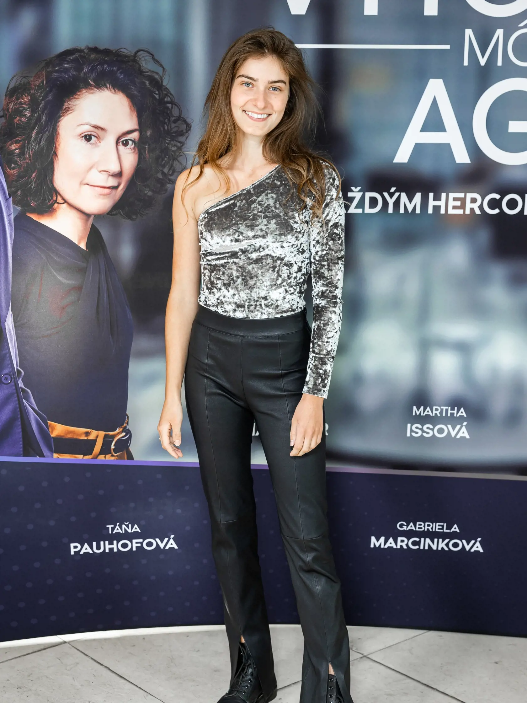 Tlačová konferencia k predstaveniu nového televízneho seriálu “Vytoč môjho agenta” v Bratislave. Na snímke Viktória Jurištová.