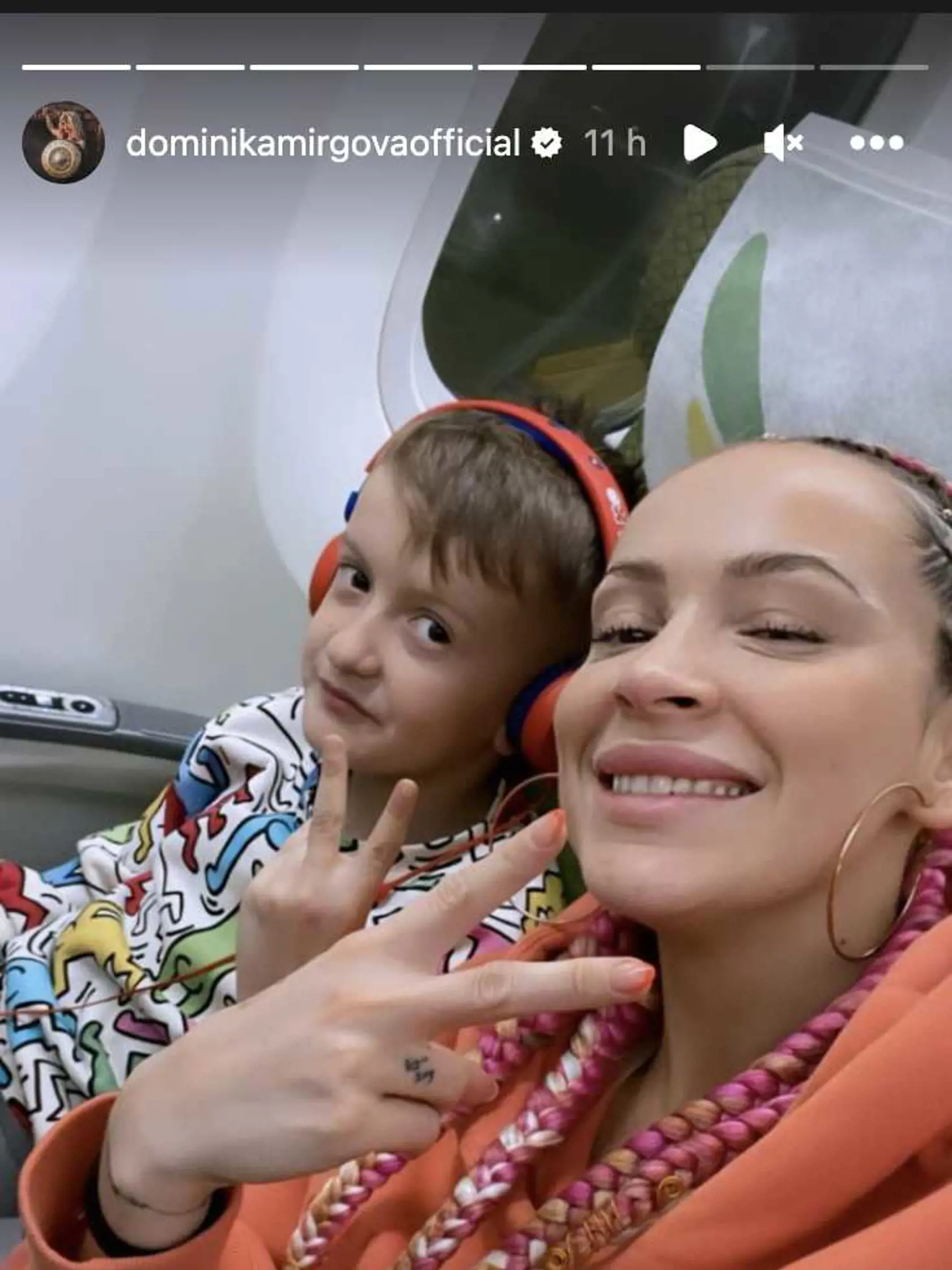 Dominika sa na dovolenku vybrala so synom Peťkom, Peter zostal doma