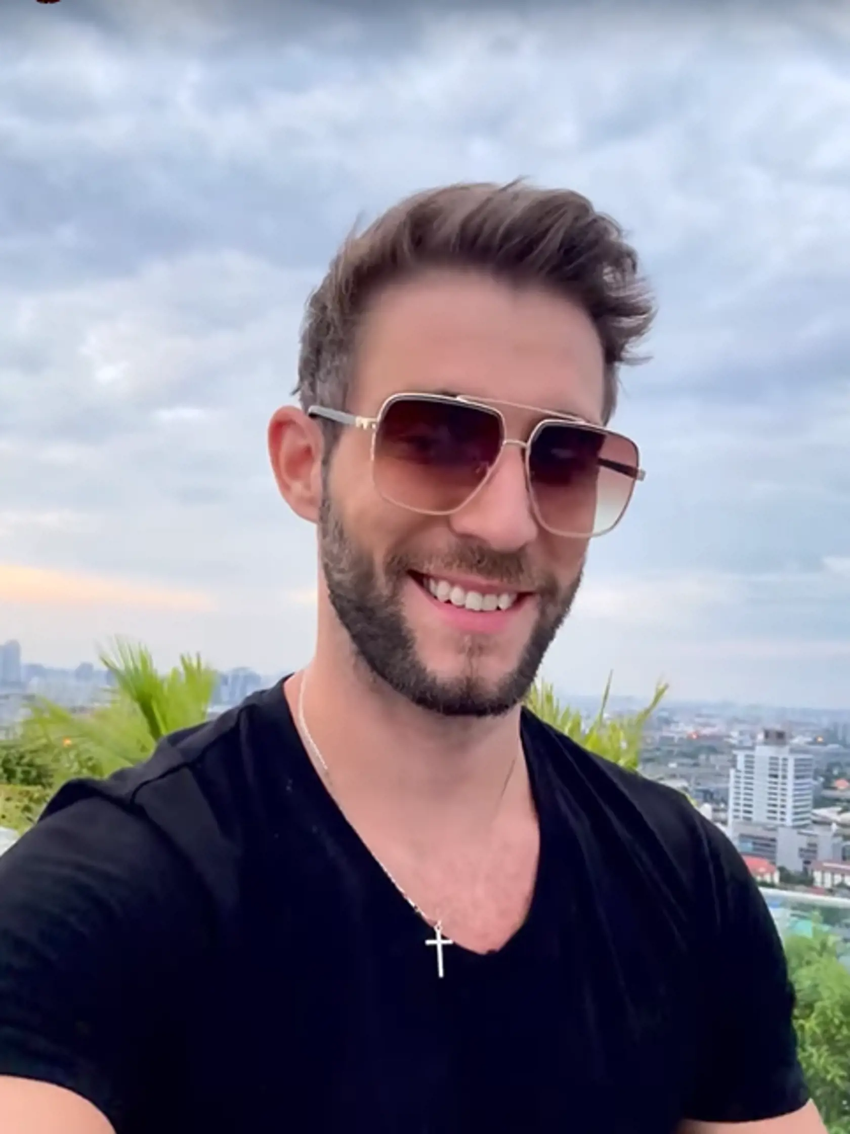 Tomáš Tarr sa nechal ostrihať. Čo hovoríte na jeho nový imidž?