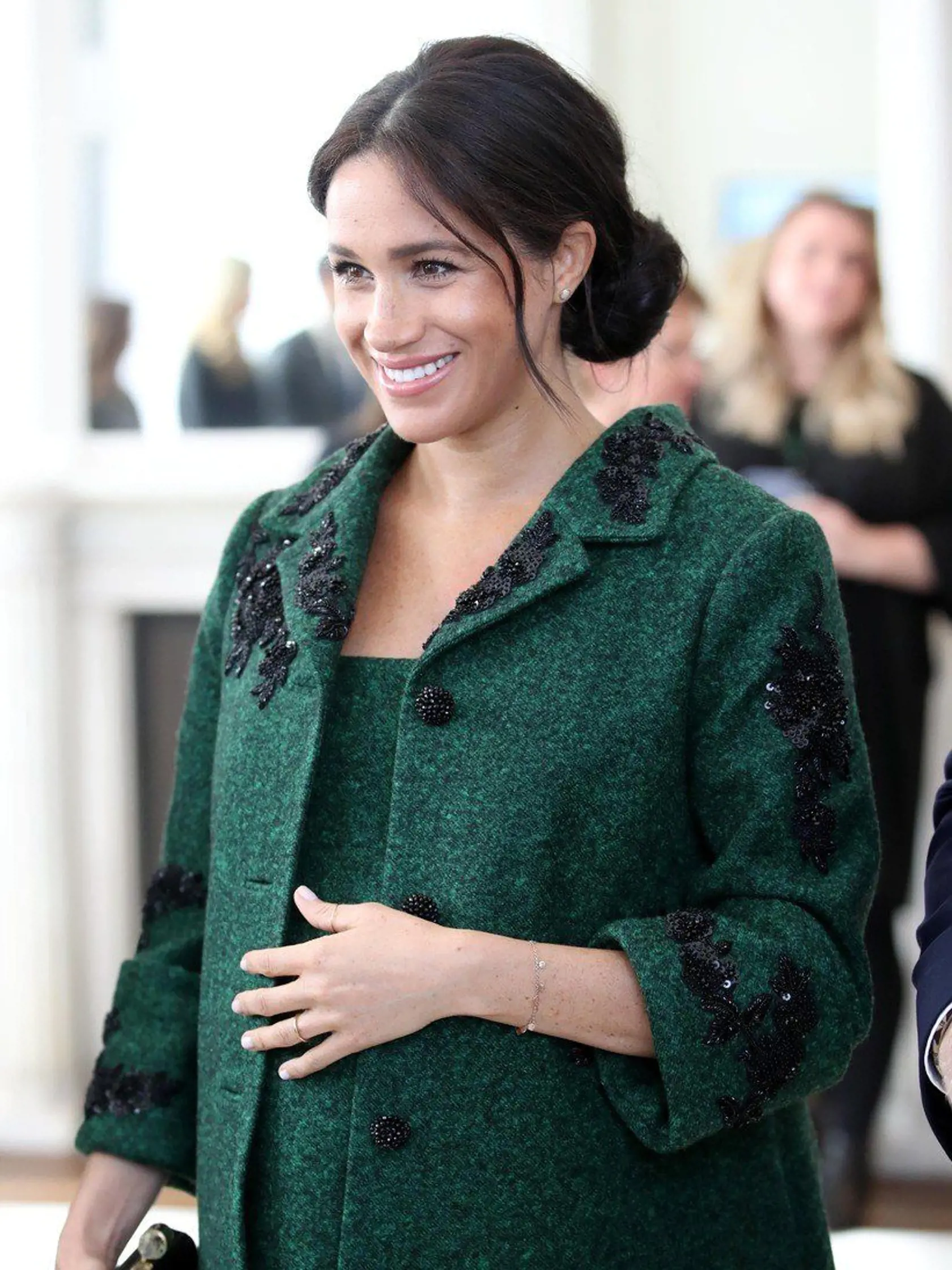Hoci do termínu pôrodu zostáva Meghan už len zopár týždňov, vojvodkyňa sa vôbec nešetrí.