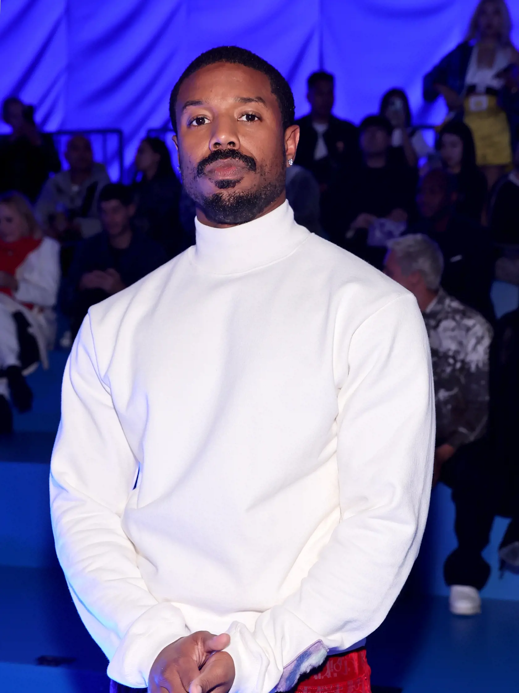 Americký herec Michael B. Jordan sa dostal na tretie miesto rebríčka. Jeho tvár je vraj takmer dokonale súmerná a charizmatická.