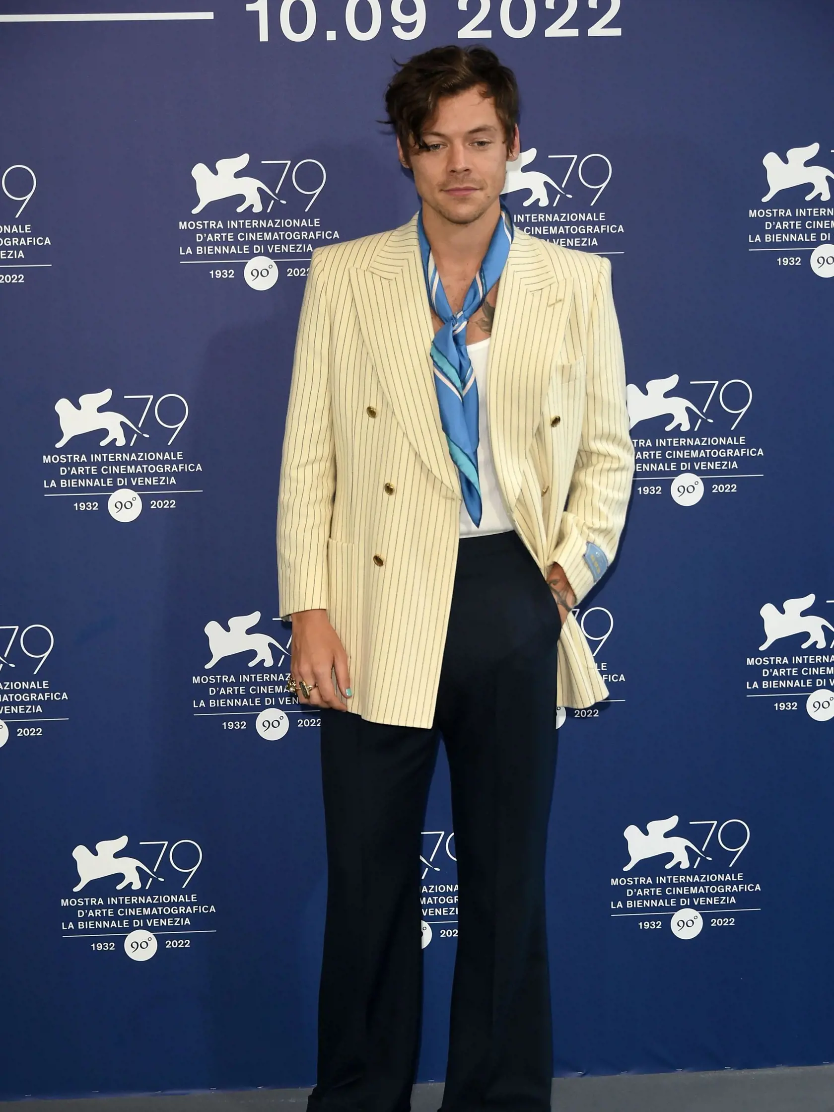 Miláčik žien Harry Styles tiež neobišiel najhoršie.