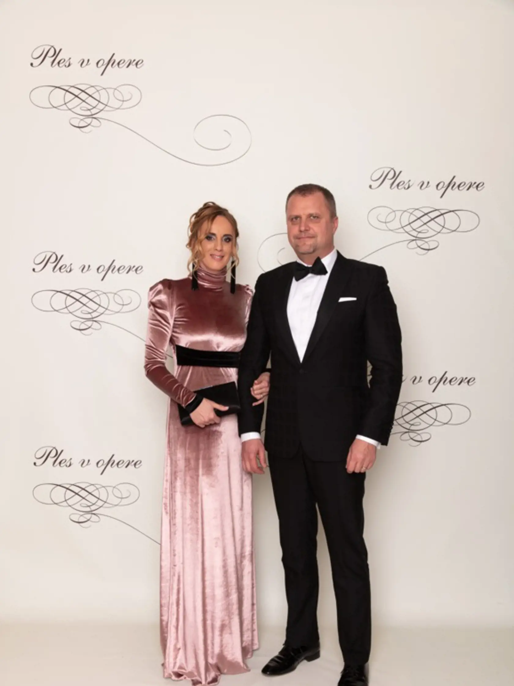 Manželka Andreja Hrnčiara, Martina Hrnčiarová.