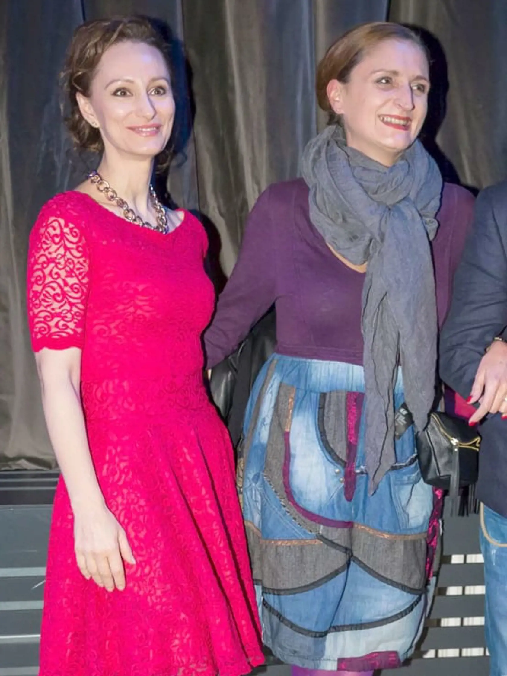 Herečka Karin Olasová.