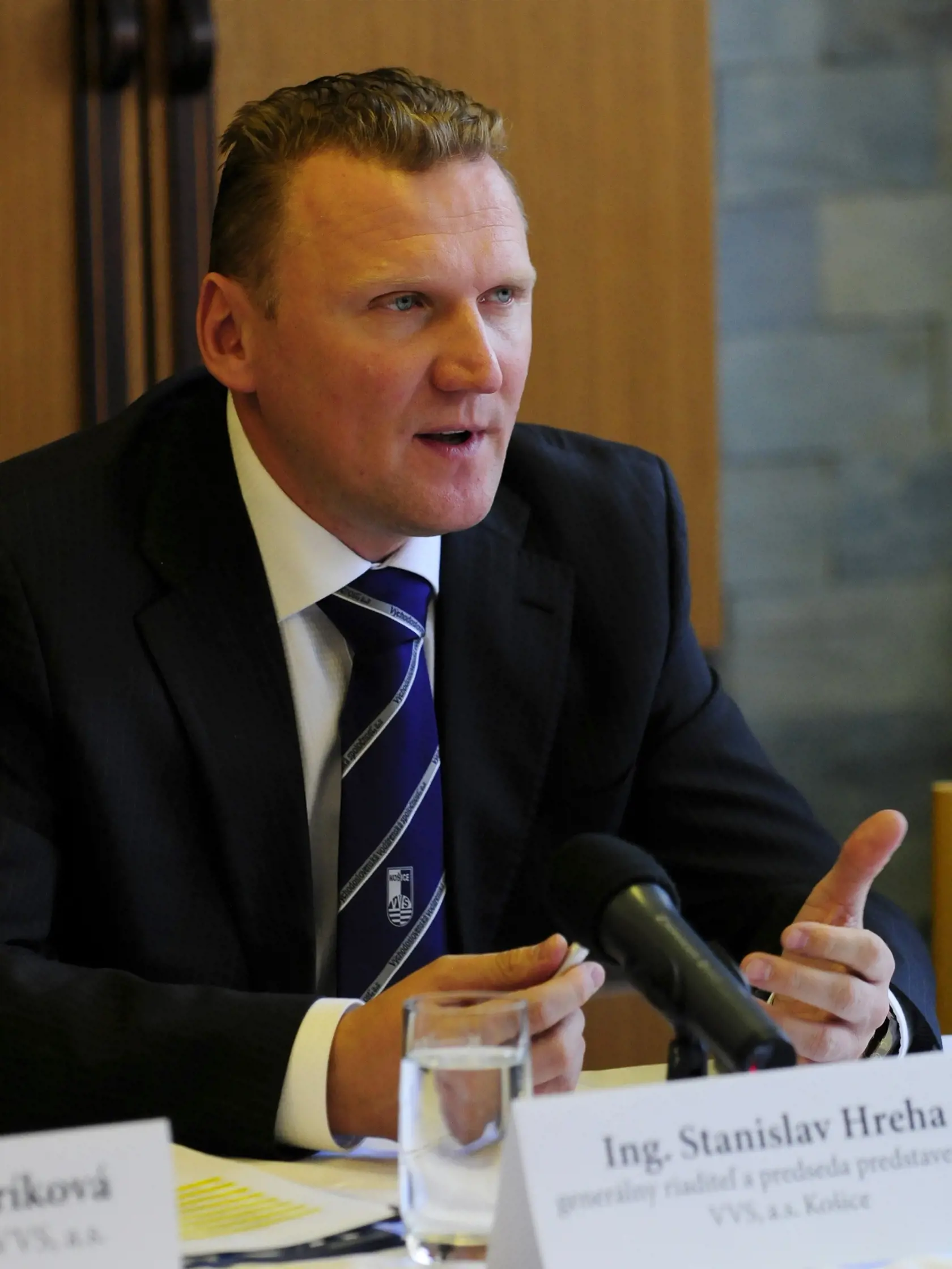 Šéf VVS Stanislav Hreha je obvinený z obzvlášť závažného zločinu, stíhaný je na slobode.