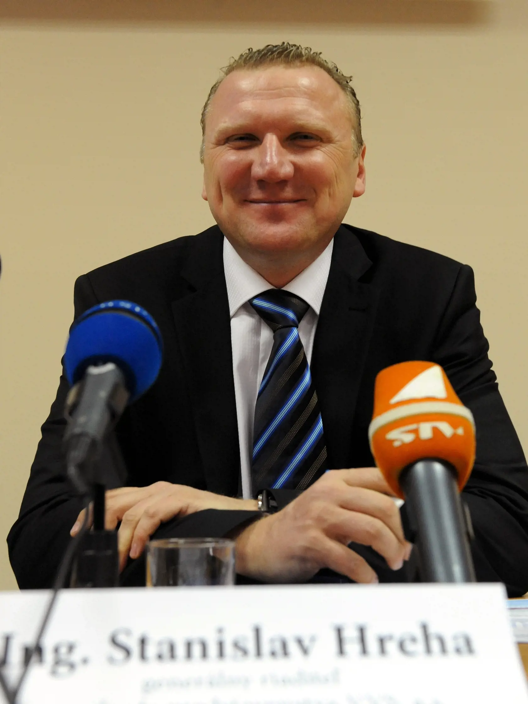 Šéf VVS Stanislav Hreha je obvinený z obzvlášť závažného zločinu, stíhaný je na slobode.