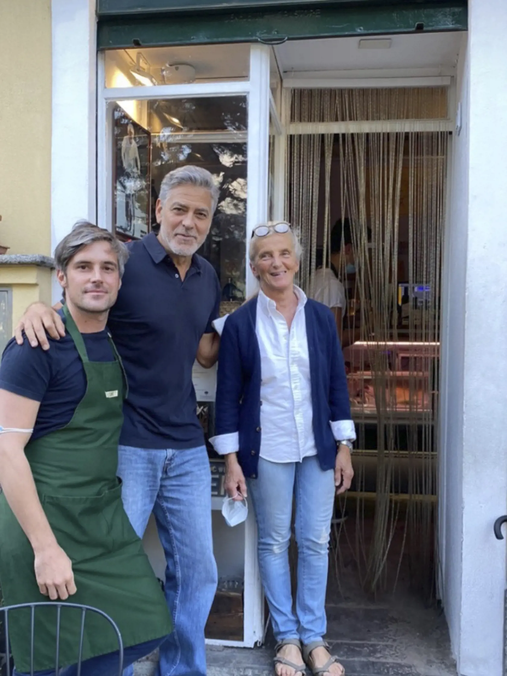 „Boli sme v meste Cernobbiu a bolo to veľmi zlé. Ale tu v Laglio je to oveľa horšie. Ľudia sú presvedčení, že opravy budú trvať roky a budú stáť niekoľko miliónov,“ uviedol herec.
