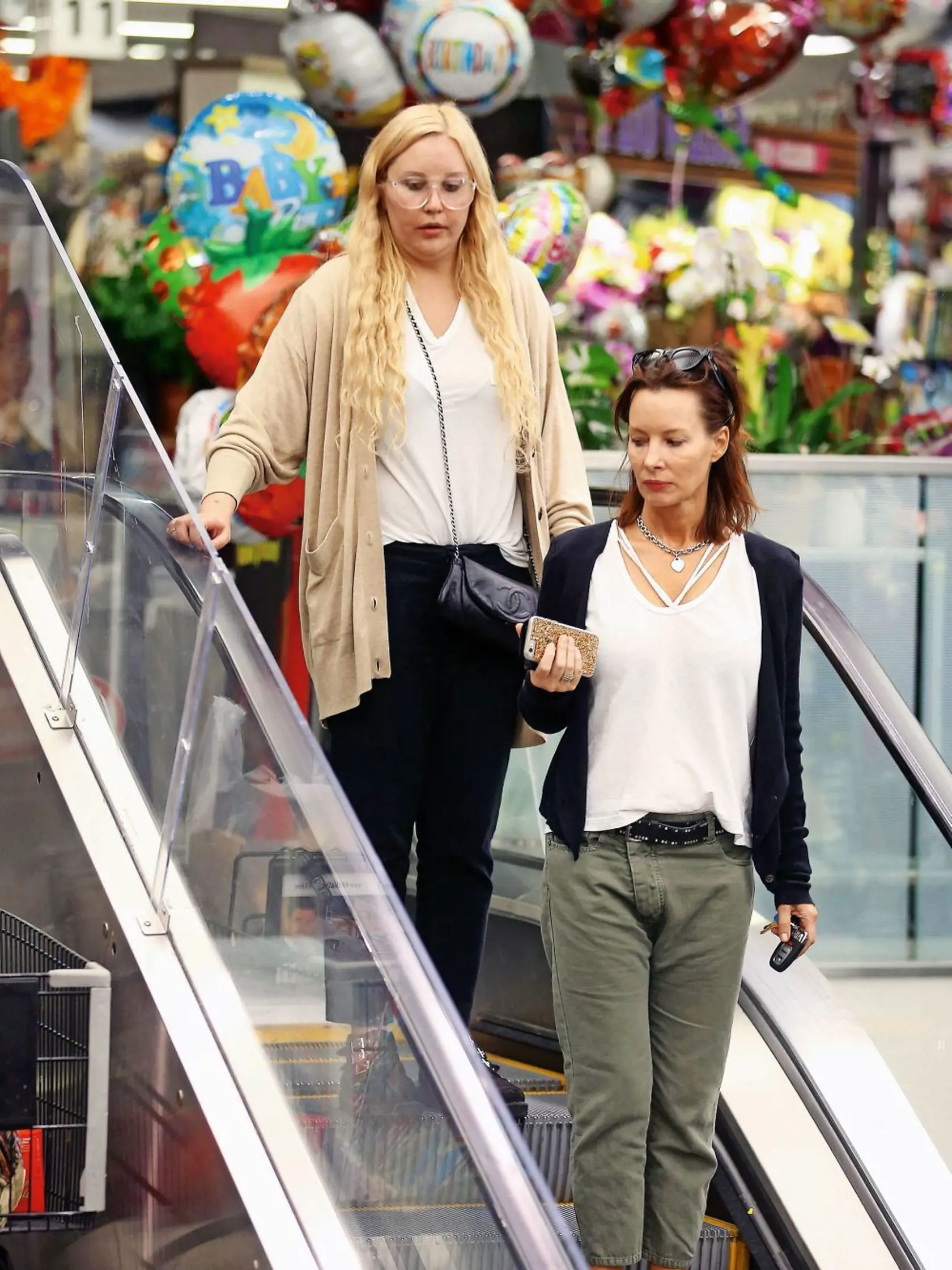 EXCLUSIVE: Amanda Bynes looks healthy as she shops at Ralphs in Los Angeles.
Pictured: amanda bynes, Image: 351010447, License: Rights-managed, Restrictions: -ALLCOUNTRY, Model Release: no, Credit line: Profimedia, Splash