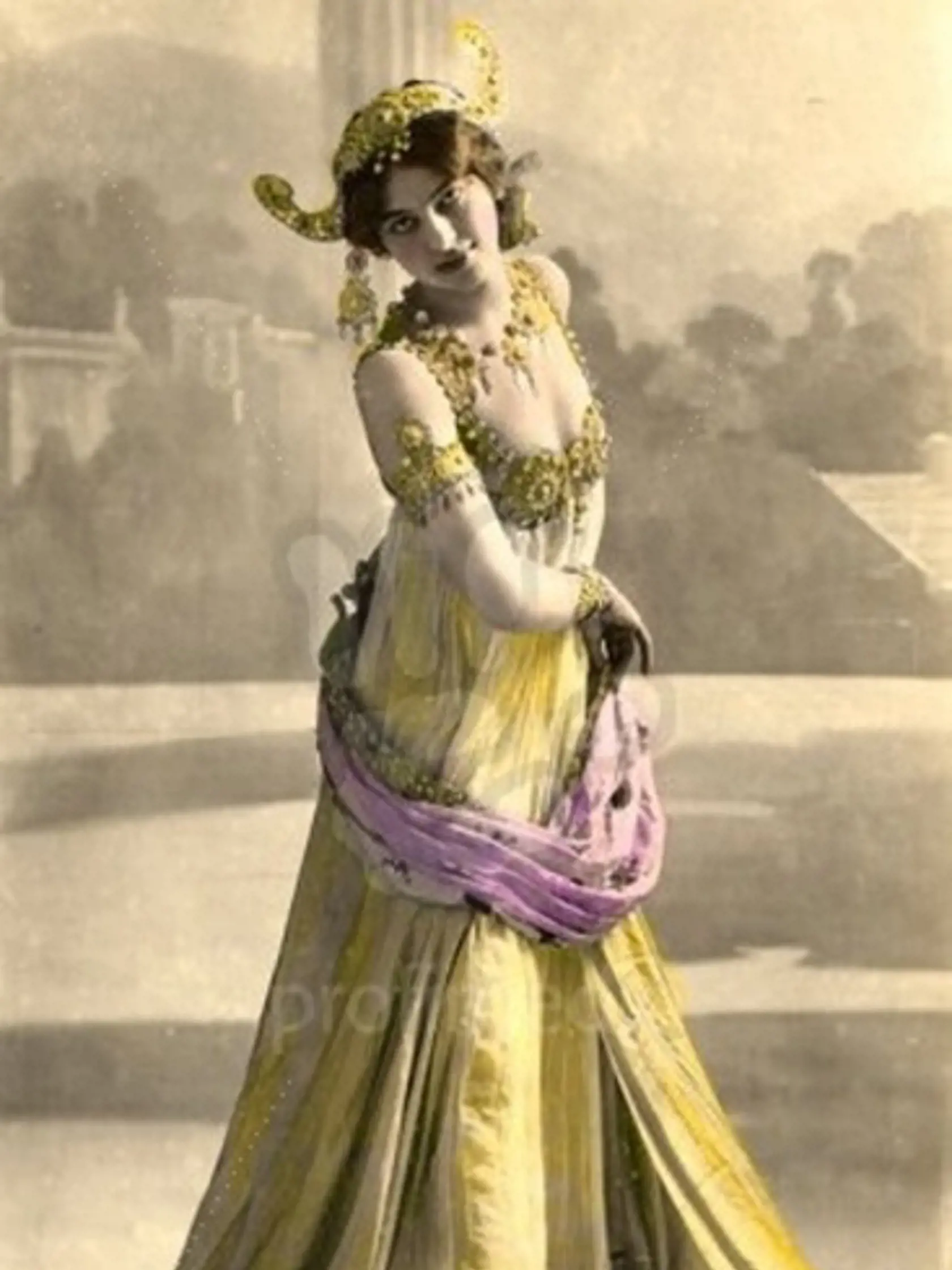 PÔVODNÁ MATA HARI: Krásna exotická tanečnica bola počas vojny popravená za špionáž.