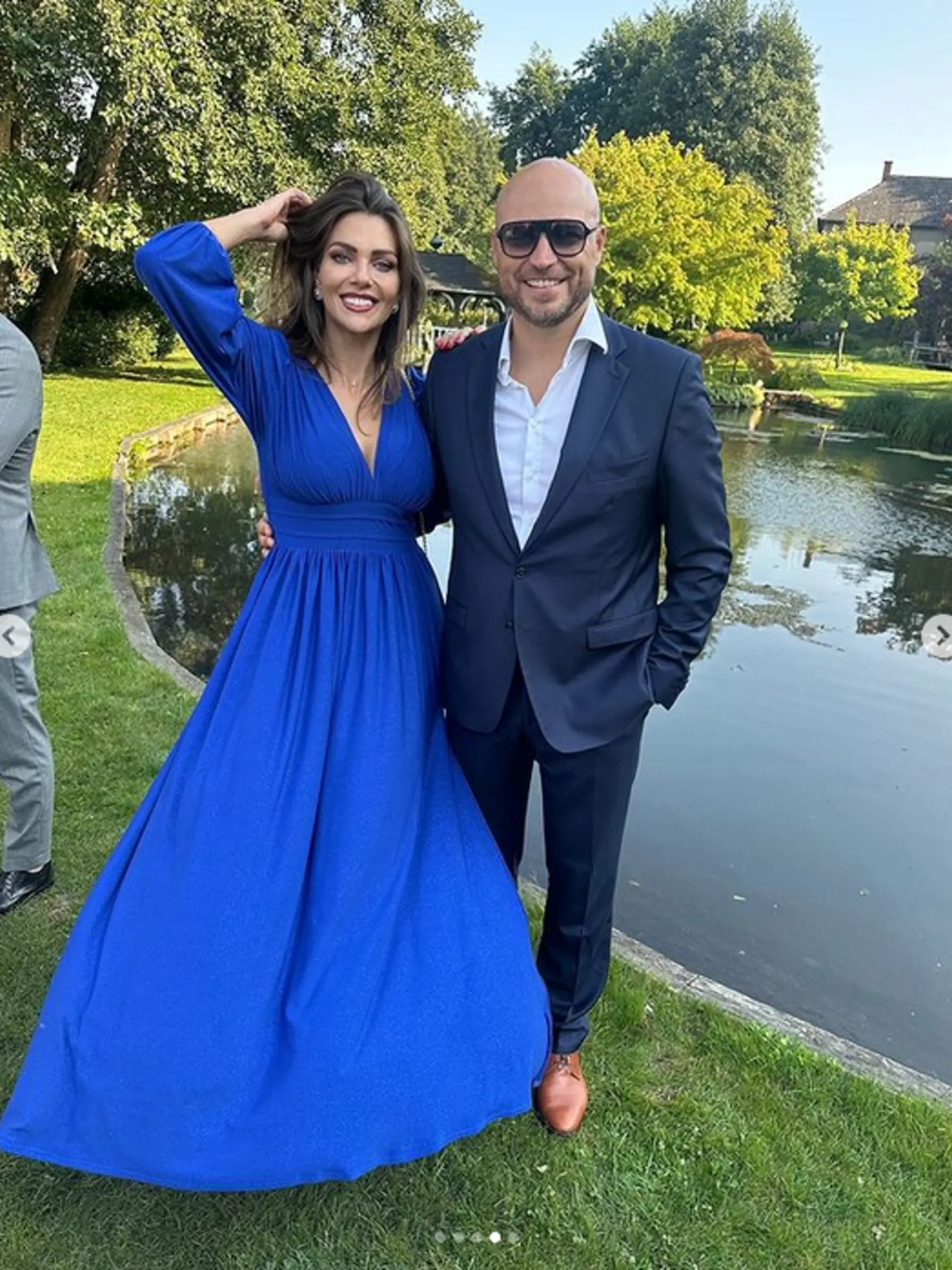 Po boku priateľa Marcela Borisa žiari šťastím.