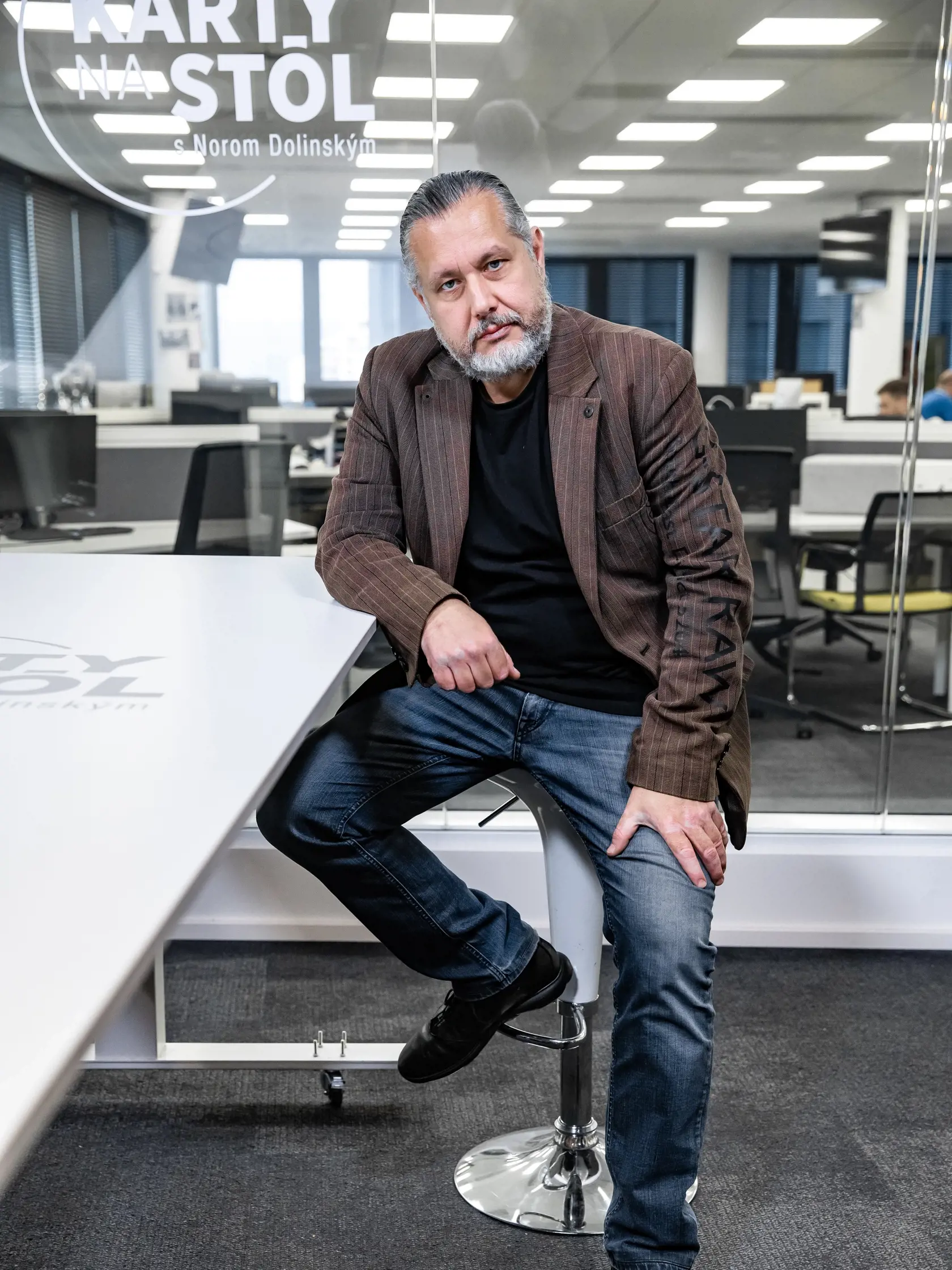 Diskusná relácia “Karty na stôl”, ktorej hosťom bol Oskar Rózsa multiinštrumentalista.
