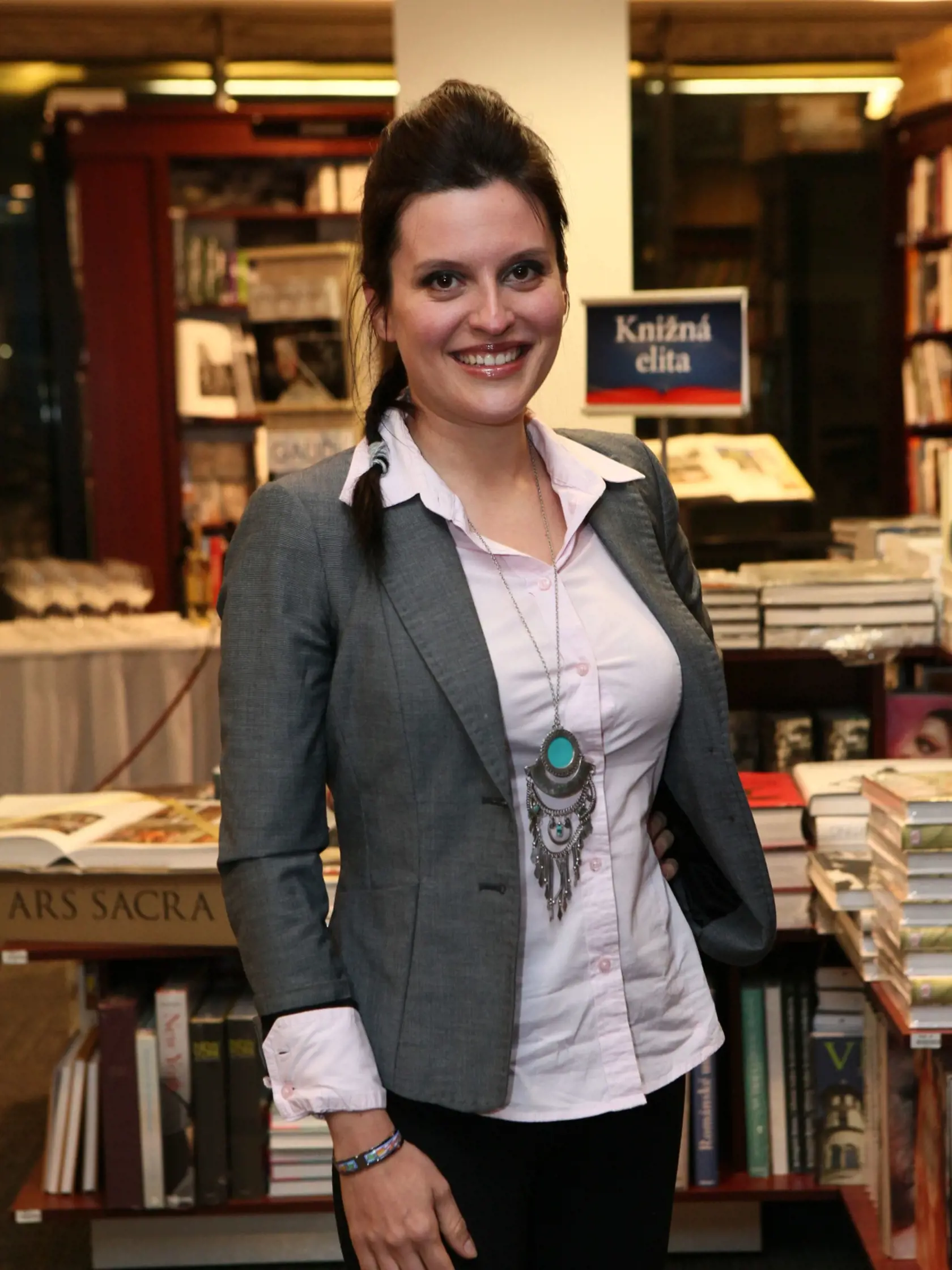 Staršia dcéra Hana Lasicová  (37) 