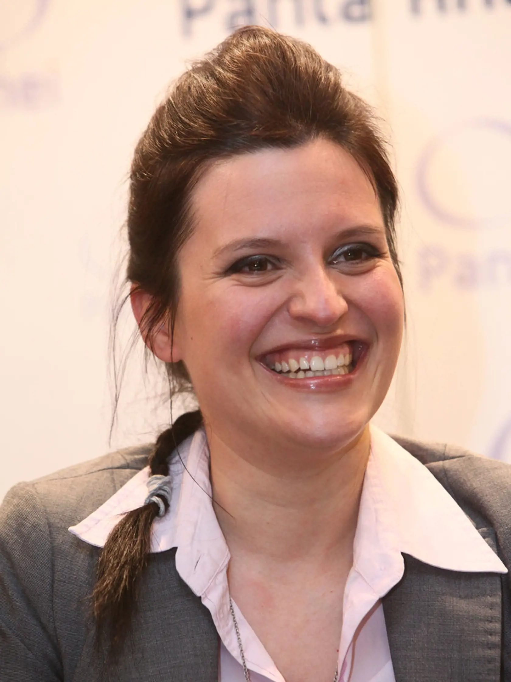 Staršia dcéra Hana Lasicová  (37) 