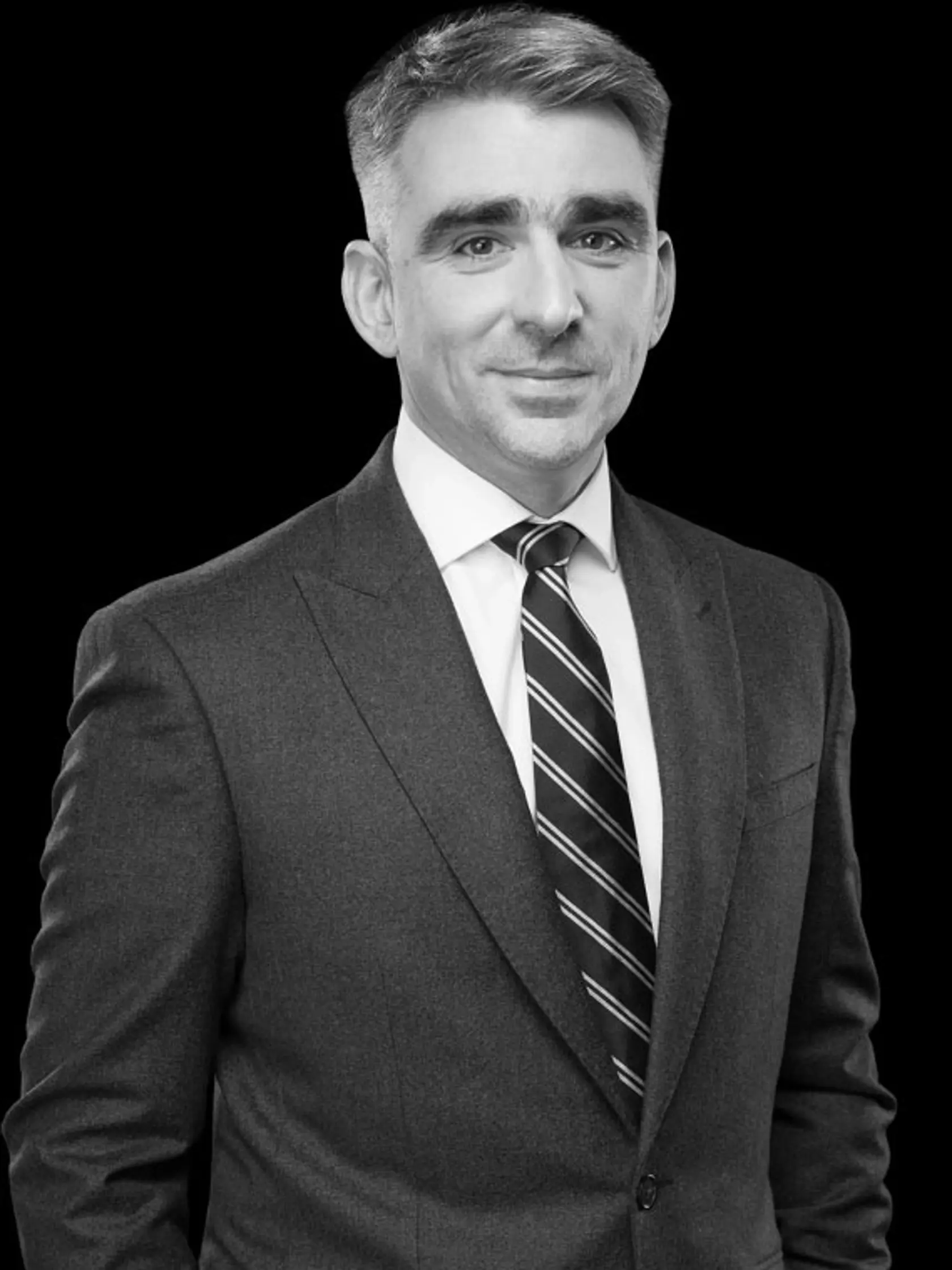 Banskbystričan Matúš Gémeš. Podnikateľ a investor žijúci v Lichtenštajnskom kniežactve a zároveň honorárny konzul Slovenska.