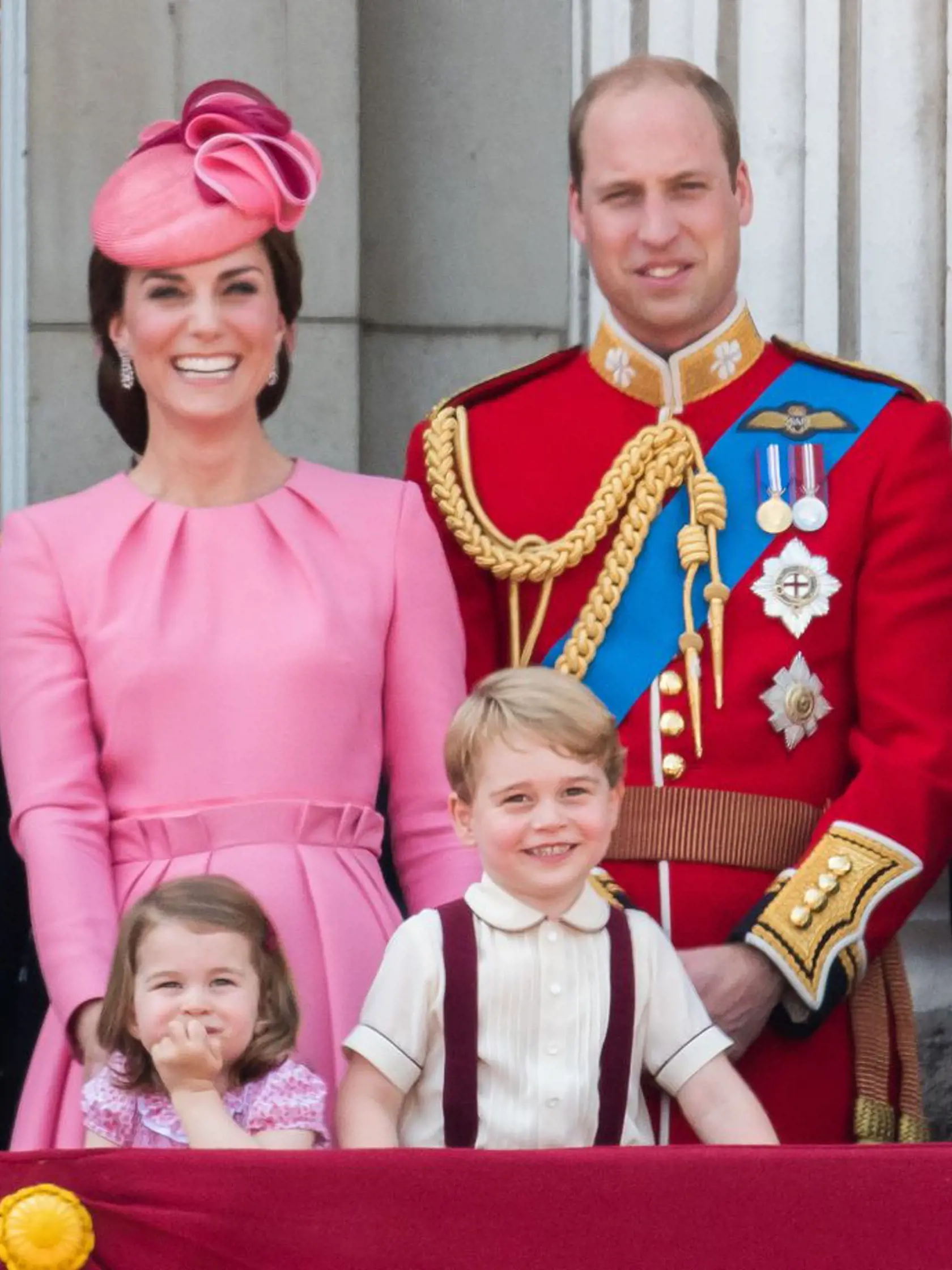 2017: Princ William, Kate, princ George a princezná Charlotte